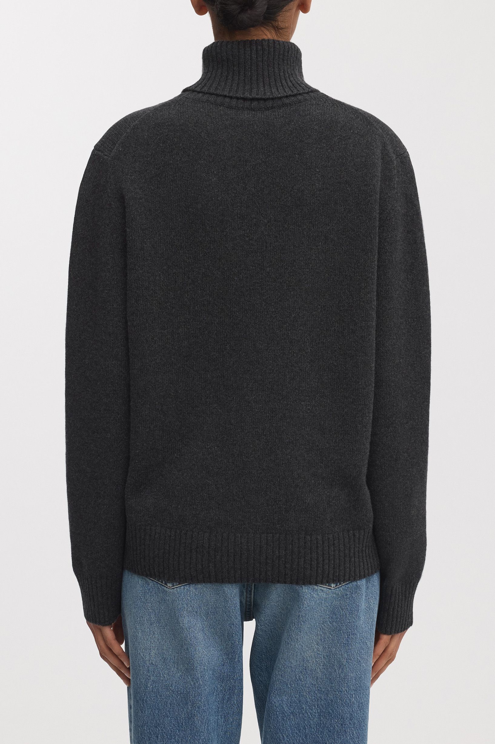 Image number 3 of The Cashmere Roll Neck v1.0 - Archive