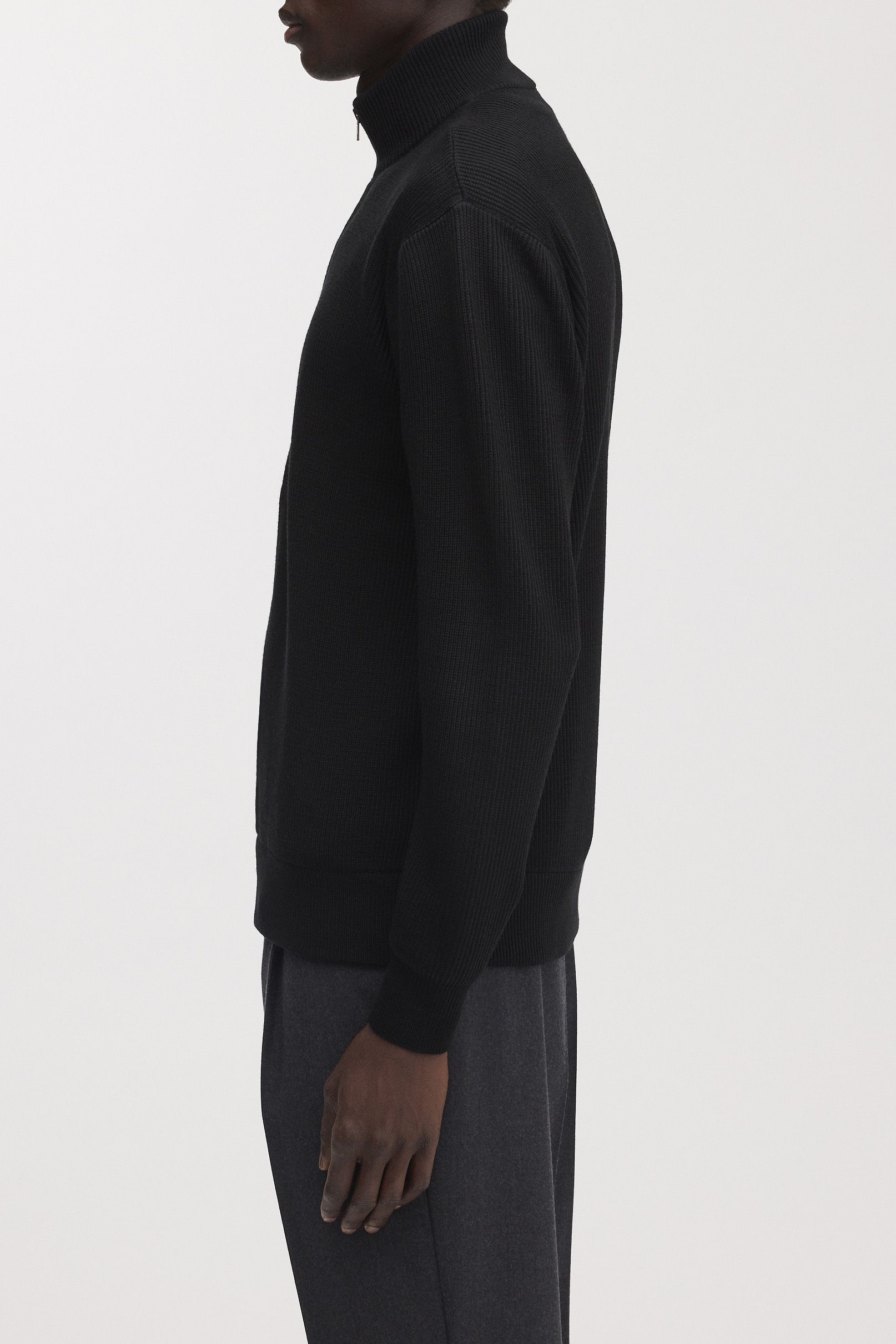 Image number 3 of The Merino Zip Cardigan v1.3 - Archive