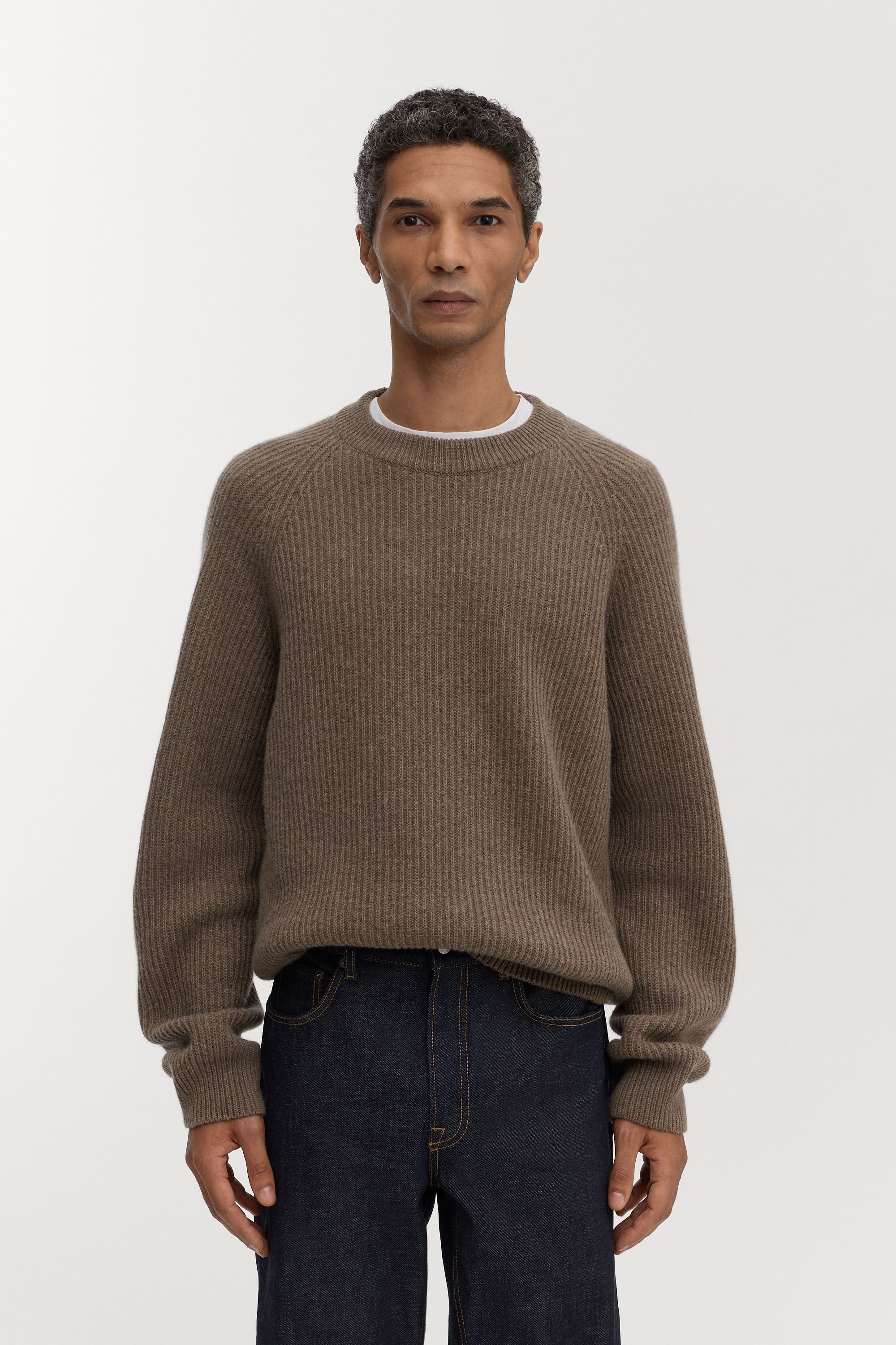 Image number 2 of The Heavy Wool Sweater - Coming Soon