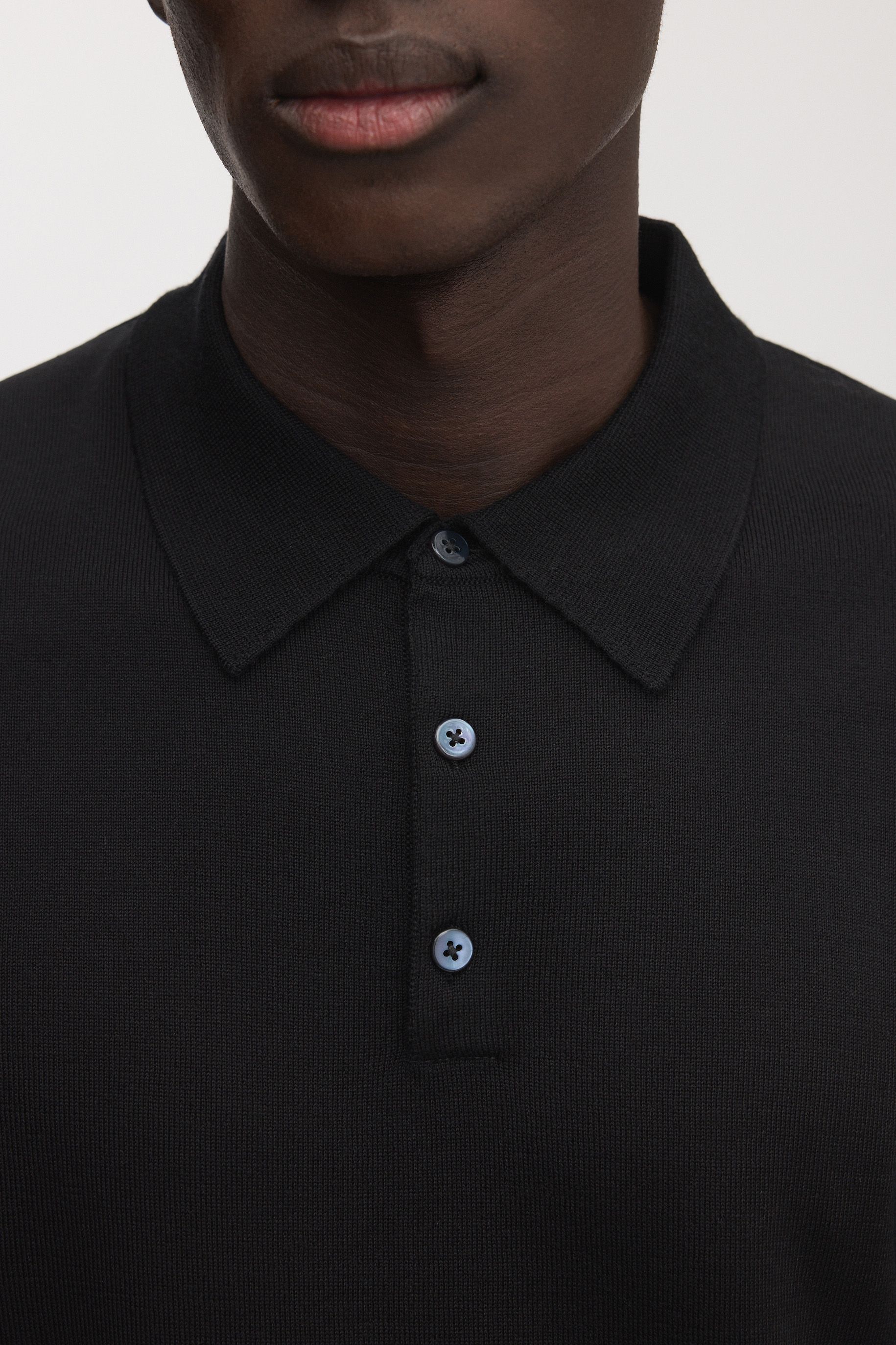 Image number 5 of The Merino Wool Polo v1.4 - Archive