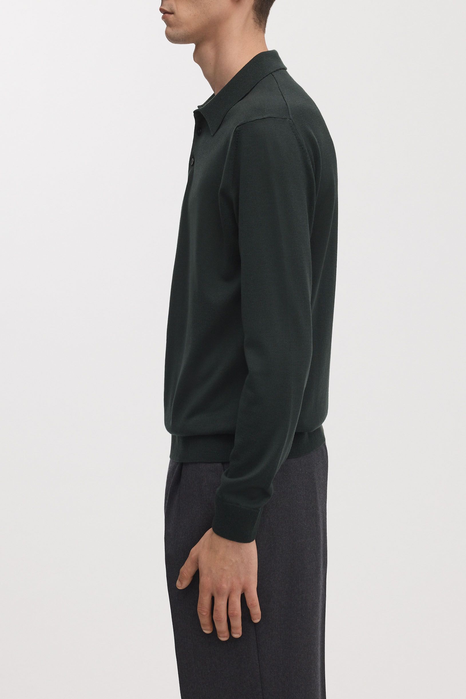 Image number 3 of The Merino Wool Polo v1.4 - Archive