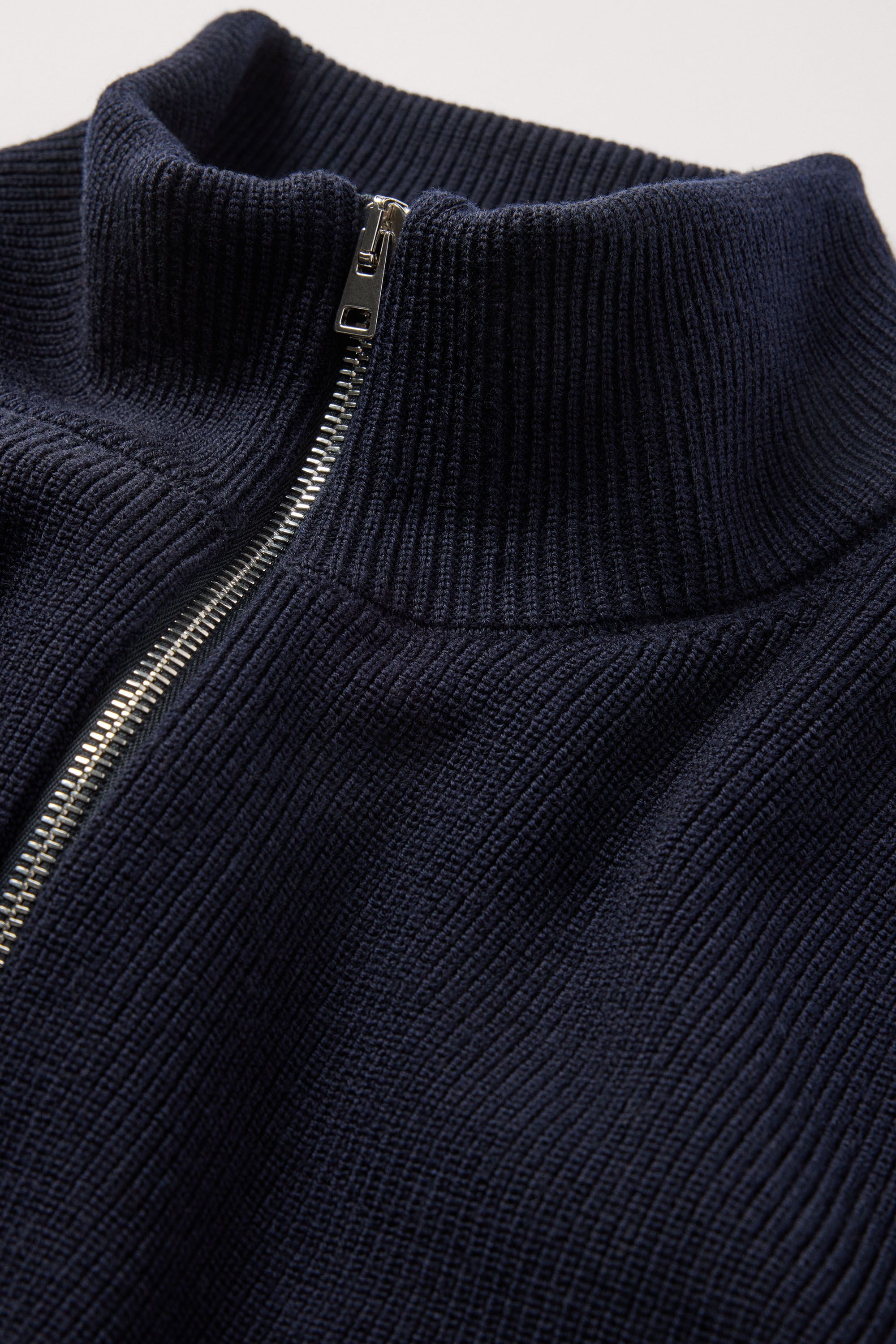 Double layer collar for stability and protection