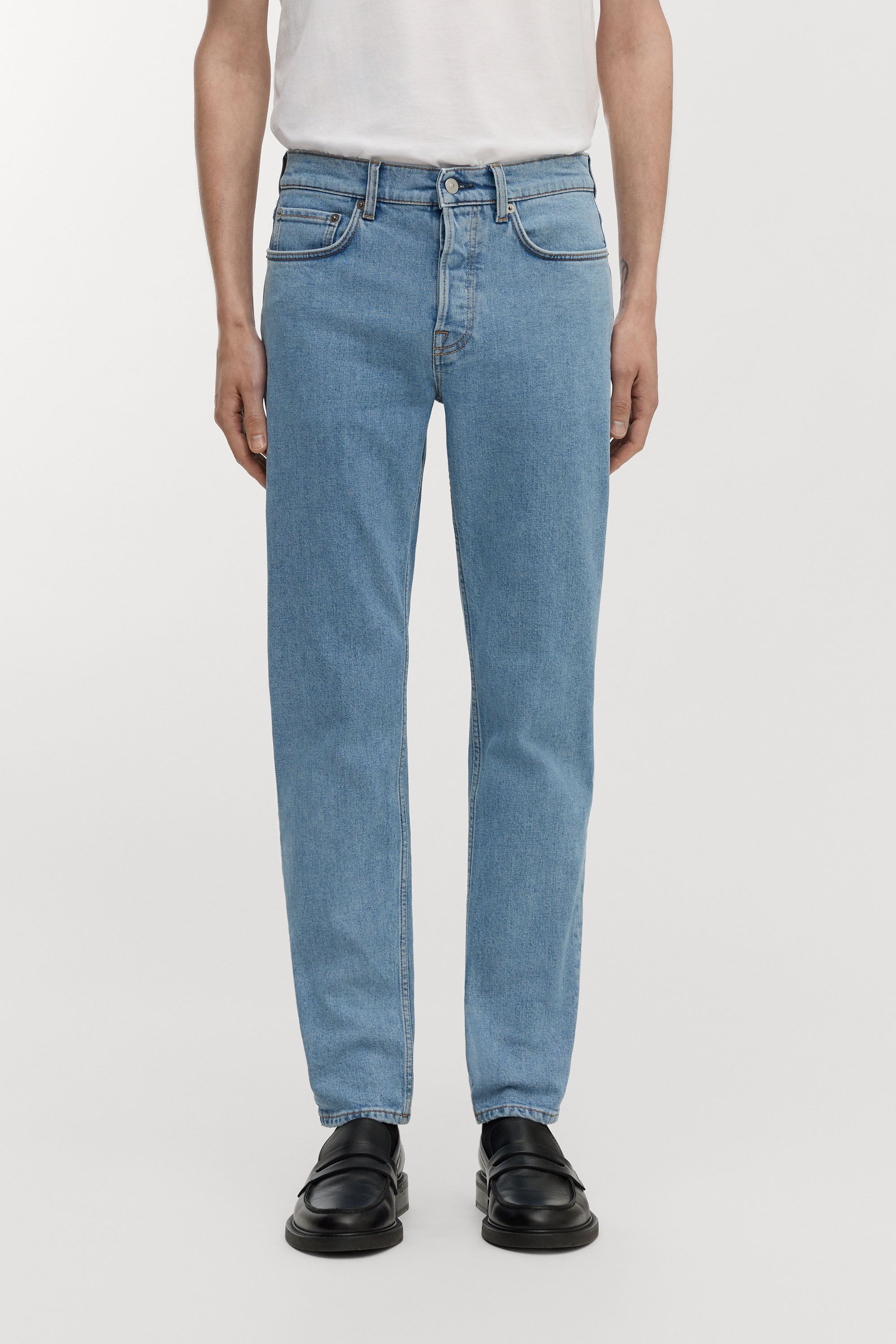 Image number 2 of The Slim Jeans - Coming Soon