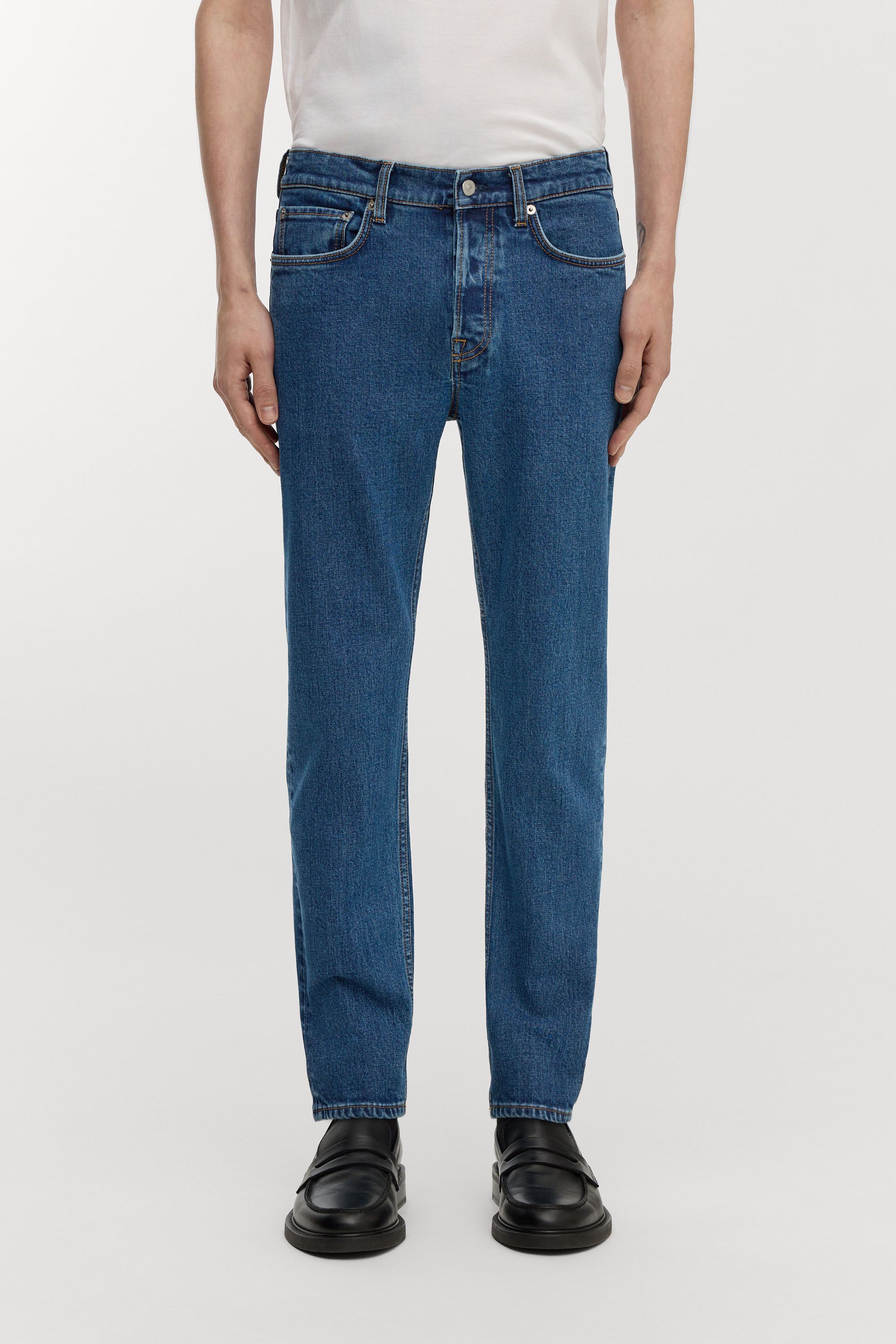 Image number 2 of The Slim Jeans - Coming Soon