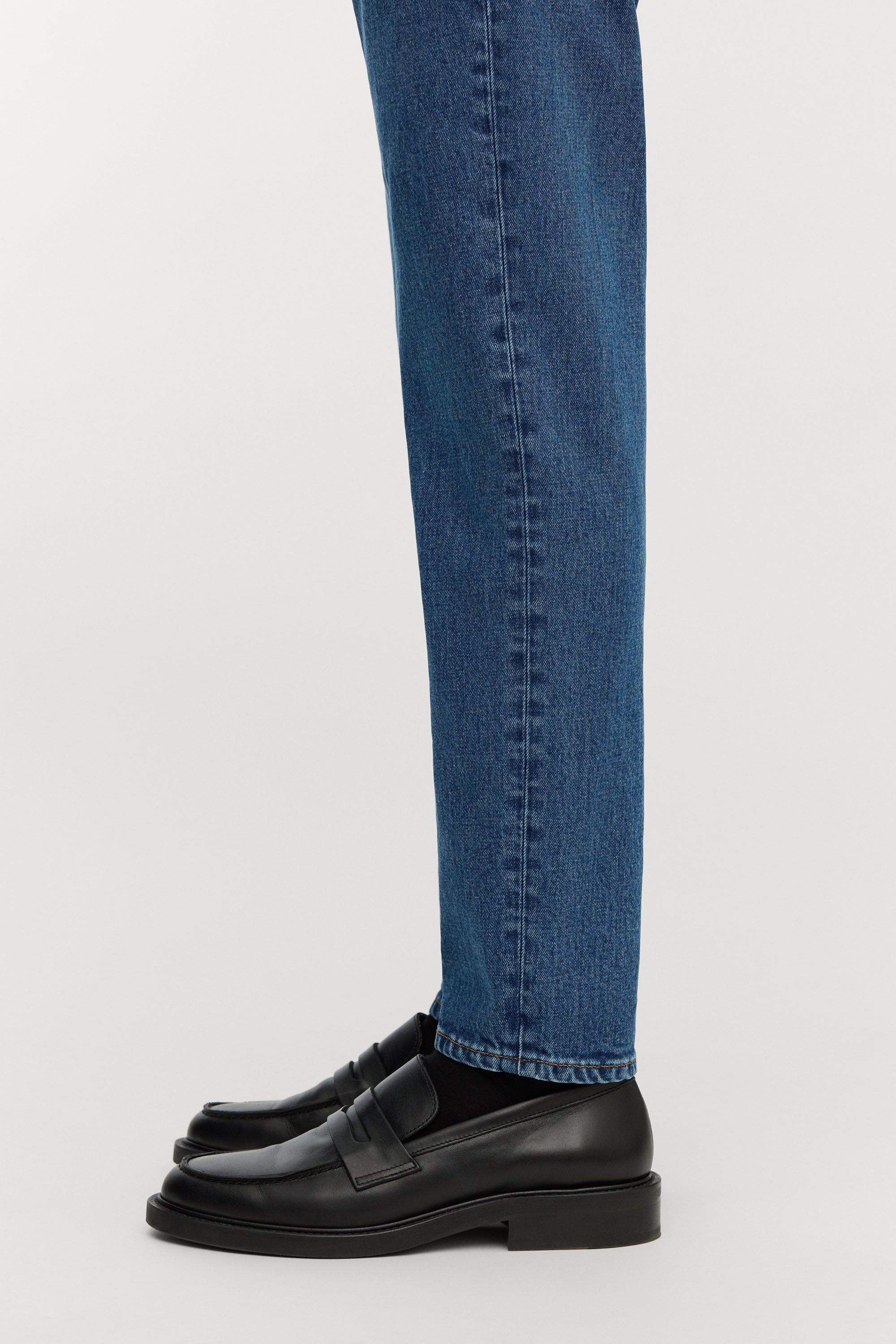 Image number 6 of The Slim Jeans - Coming Soon