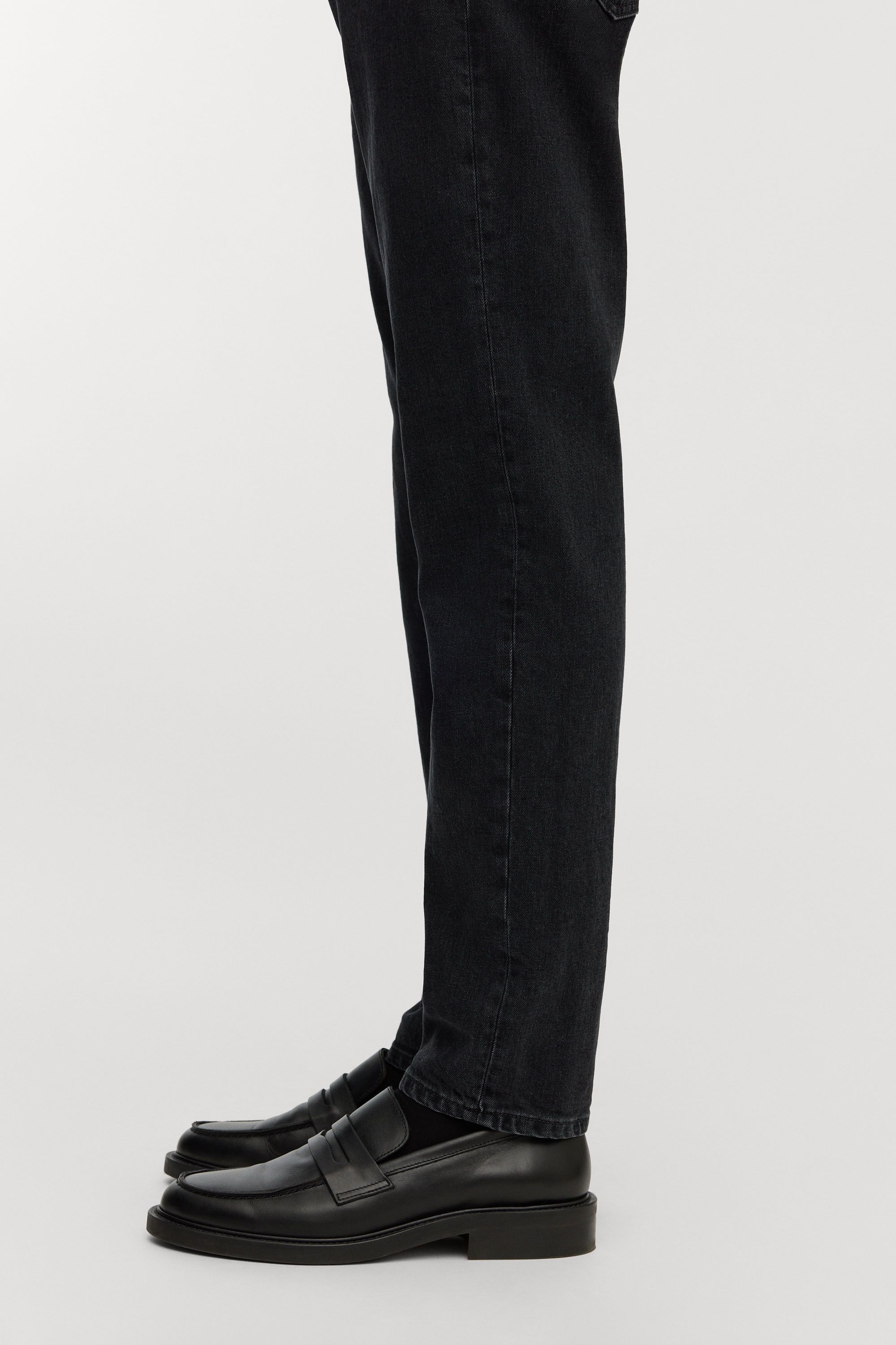 Image number 5 of The Slim Jeans - Coming Soon