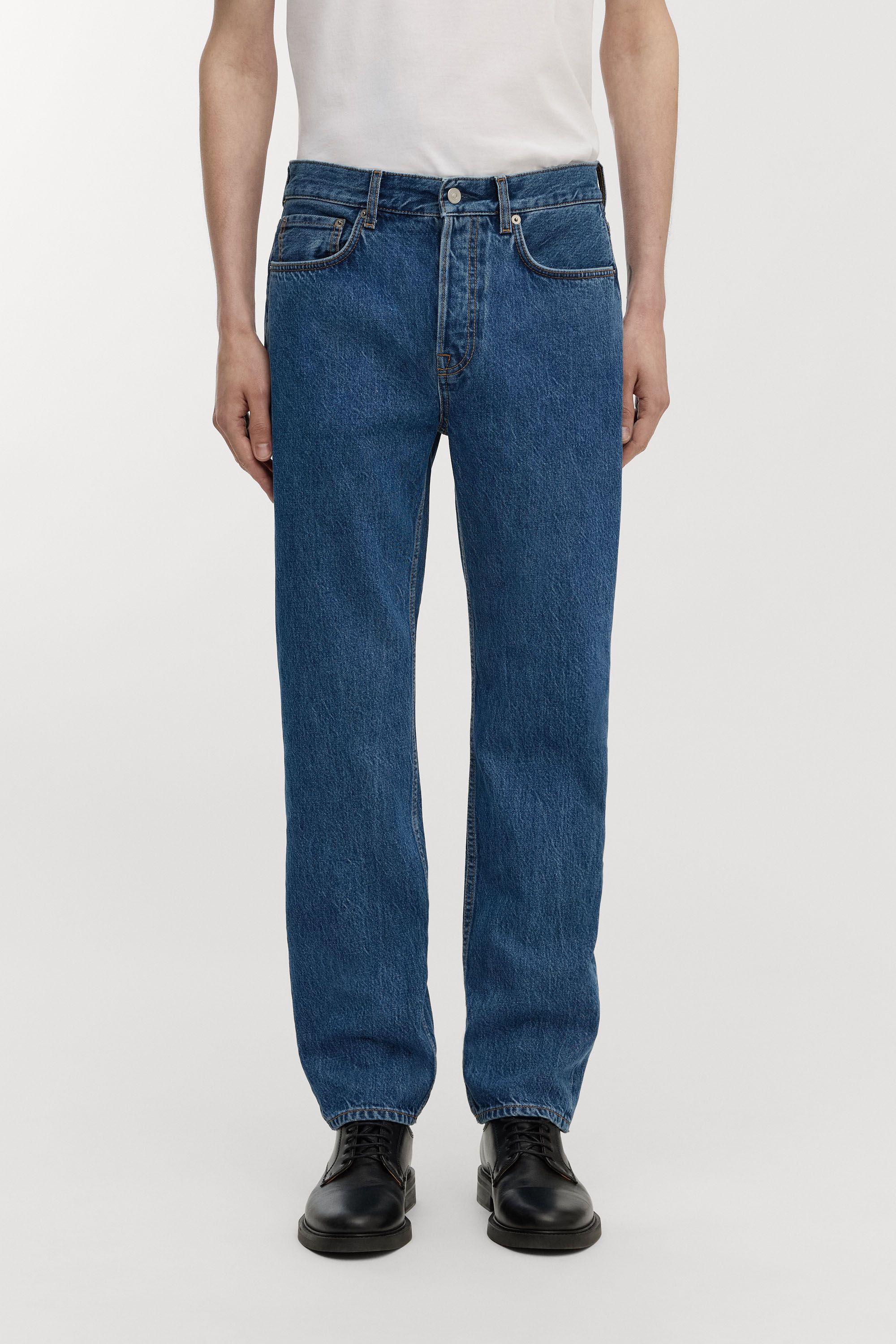 Image number 2 of The Regular Jeans - Coming Soon