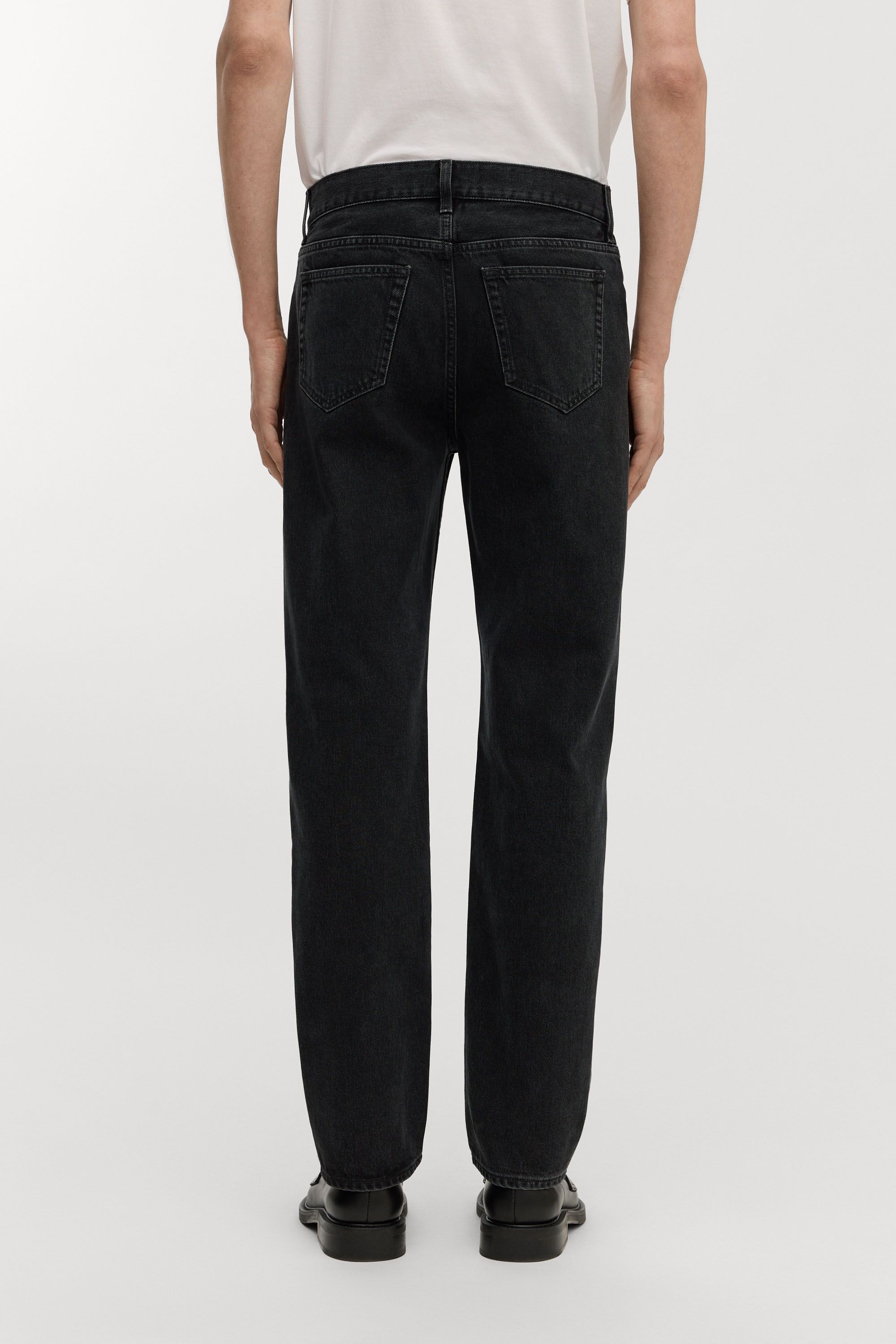 Image number 4 of The Regular Jeans - Coming Soon
