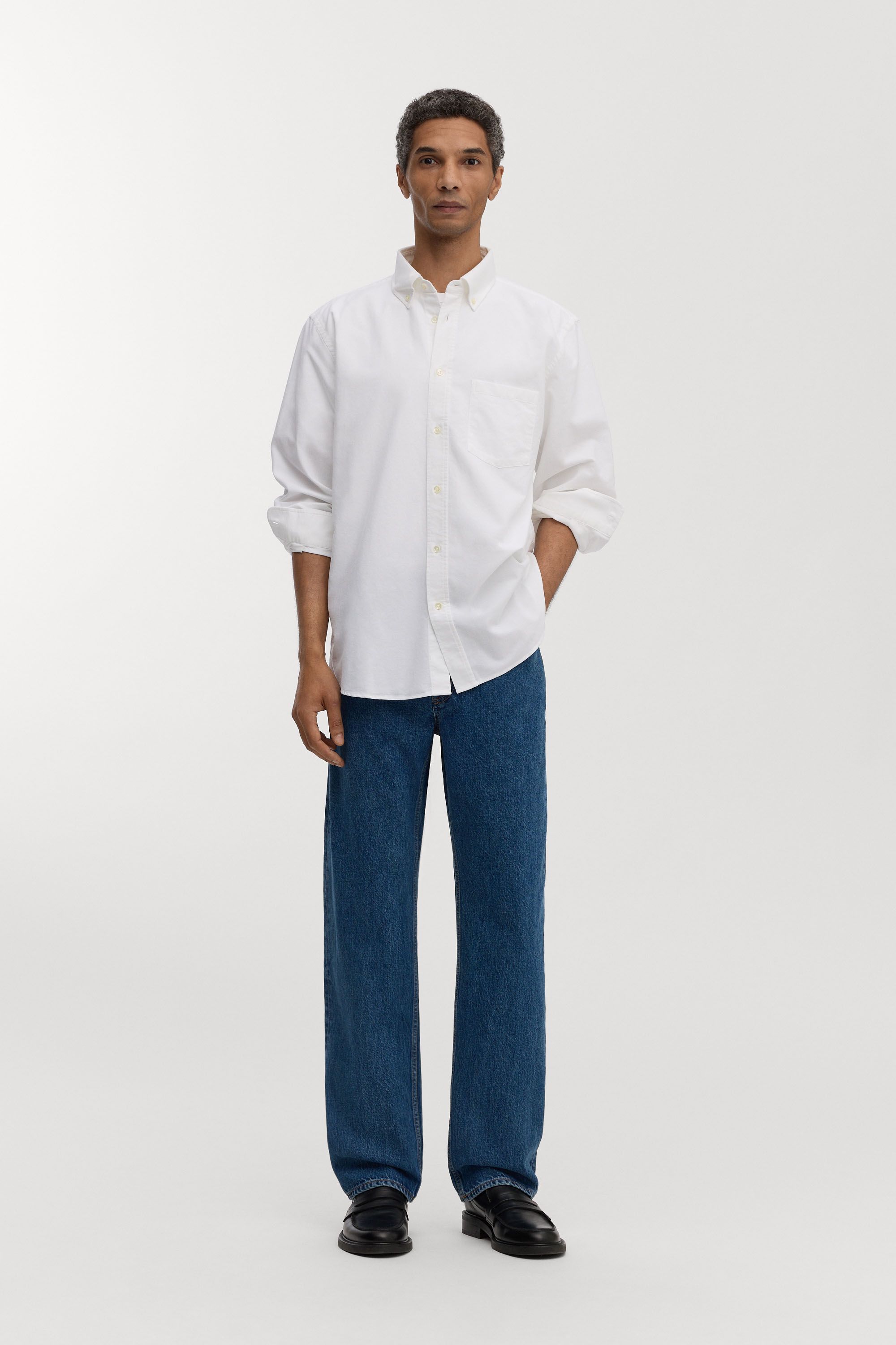 Image number 7 of The Loose Jeans - Coming Soon
