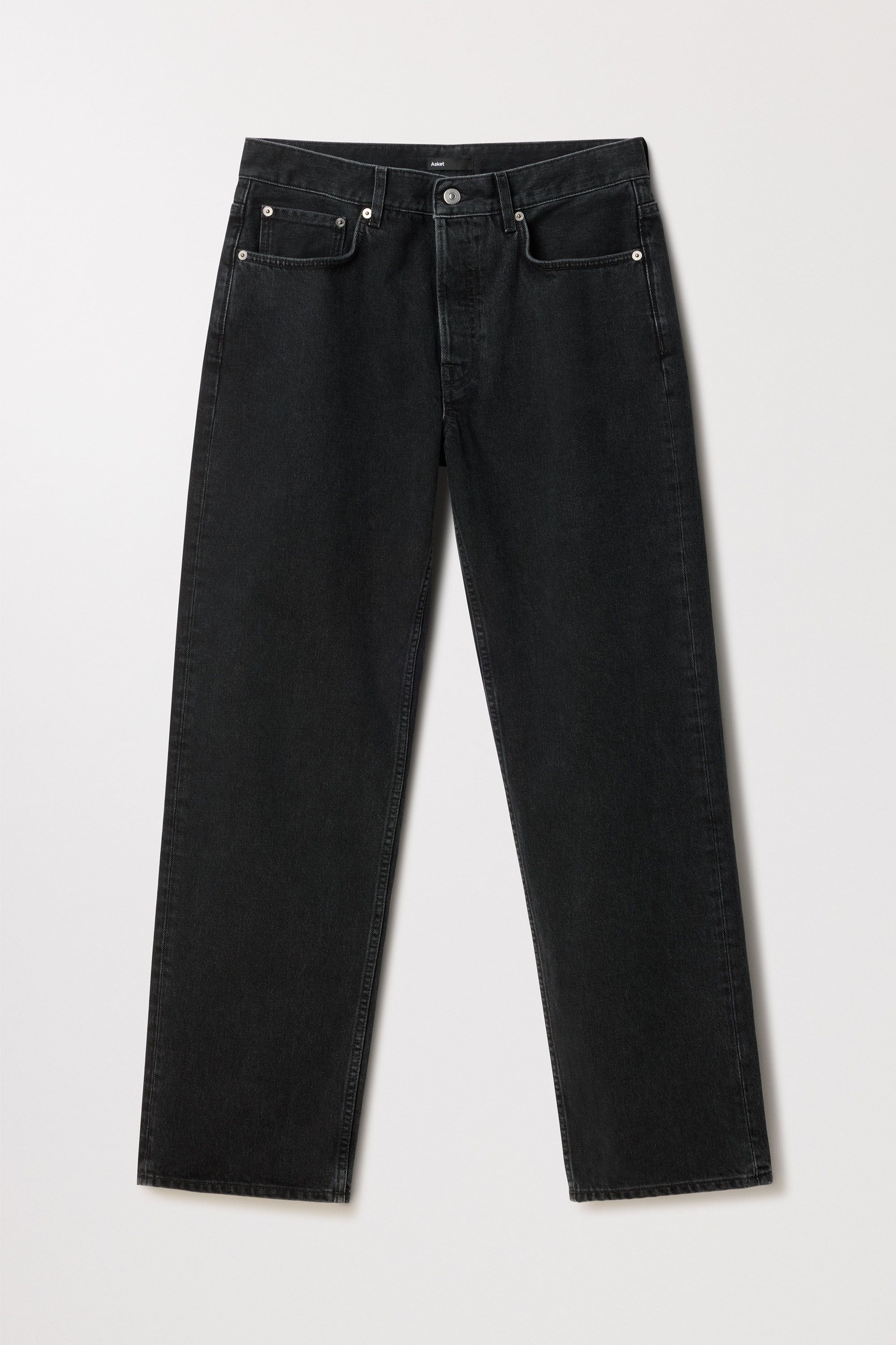 Image number 7 of The Loose Jeans - Coming Soon