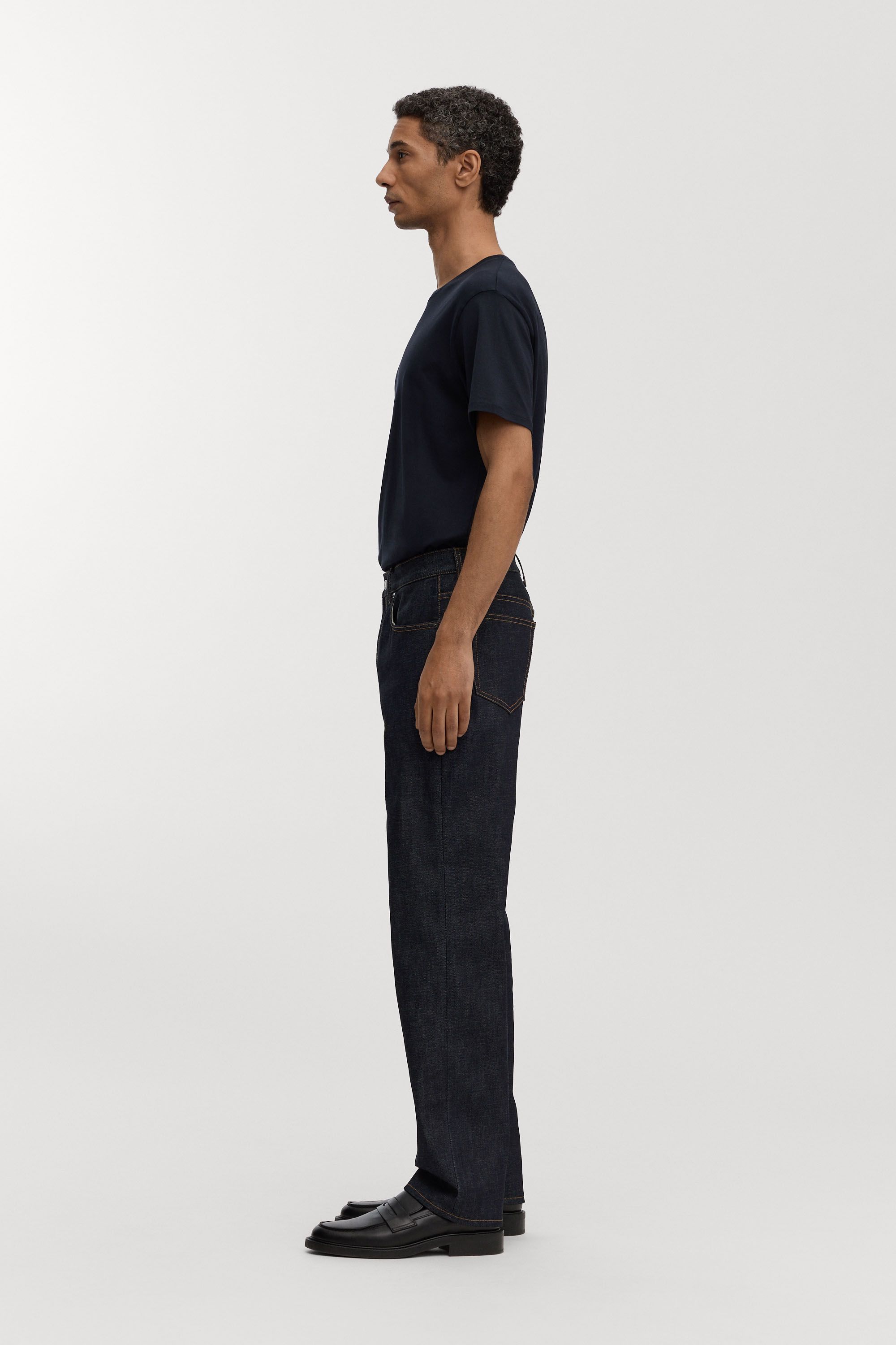 Image number 3 of The Loose Jeans - Coming Soon