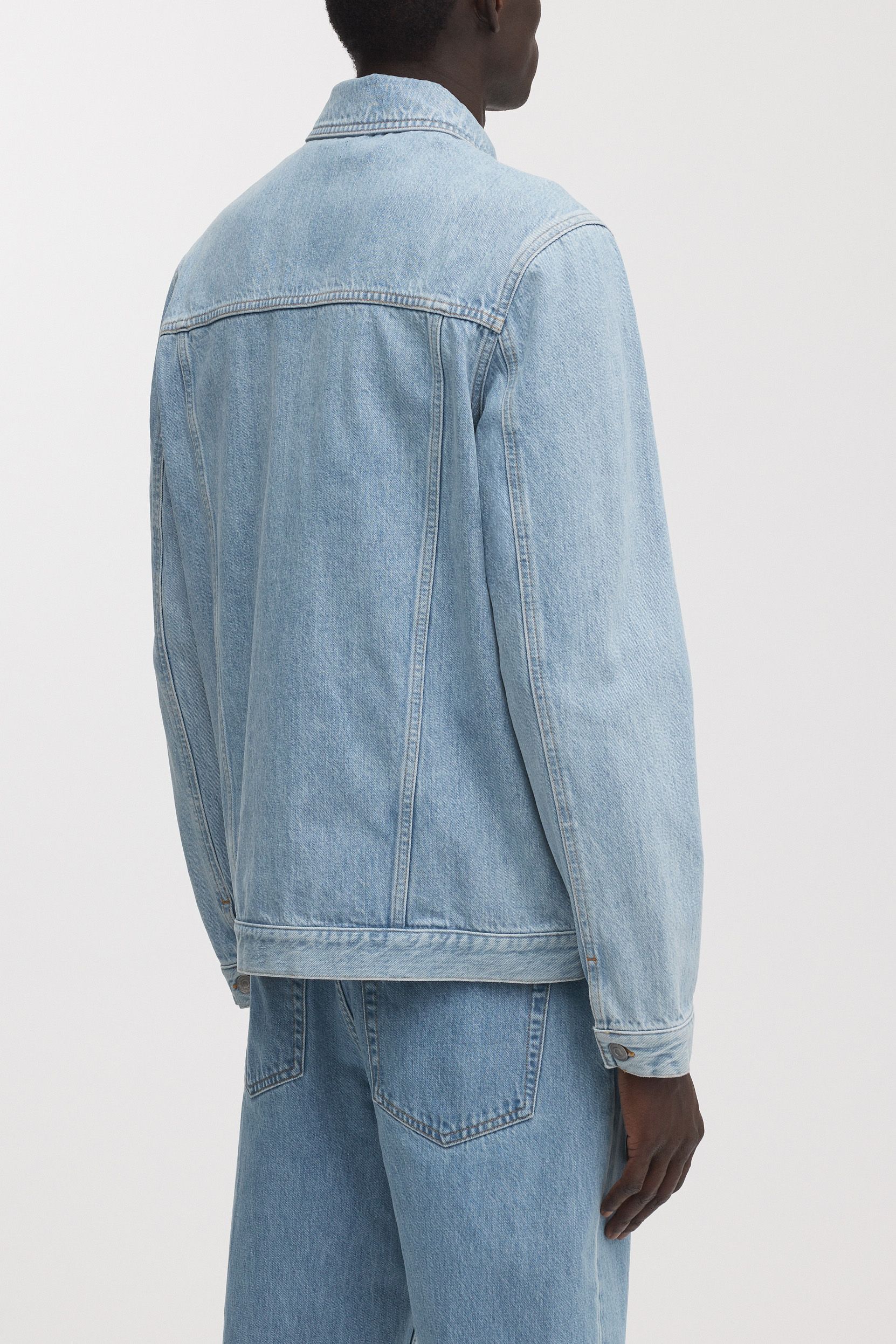 Image number 4 of The Washed Denim Jacket v1.0 - Archive