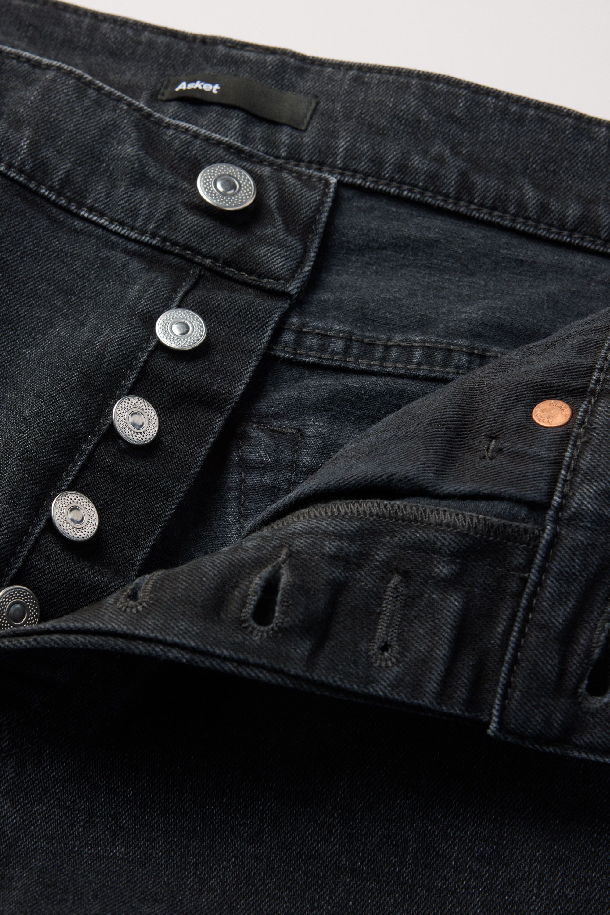 Four-button single layer fly, ecru organic cotton pocket lining
