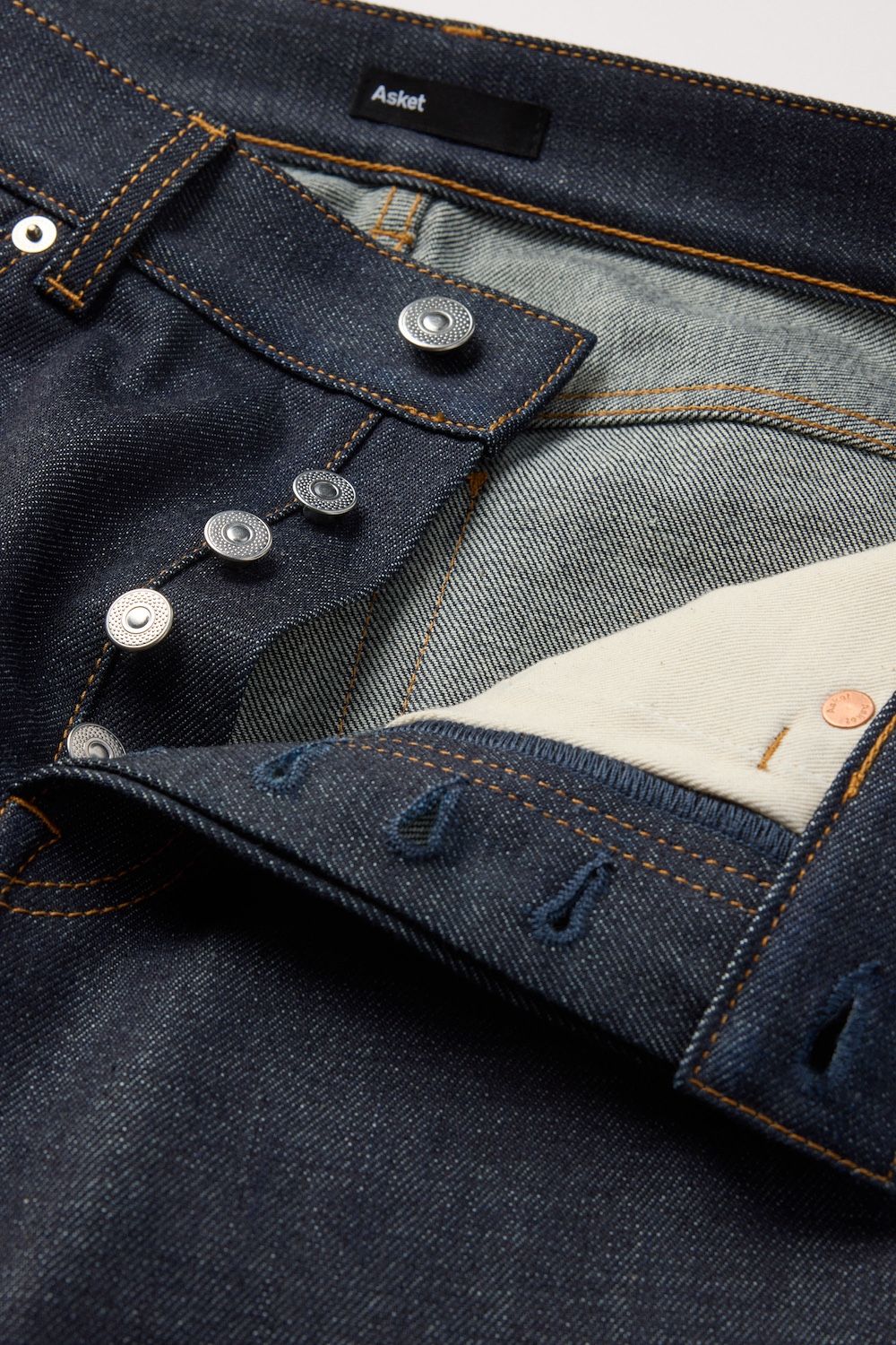 Four-button single layer fly, ecru organic cotton pocket lining