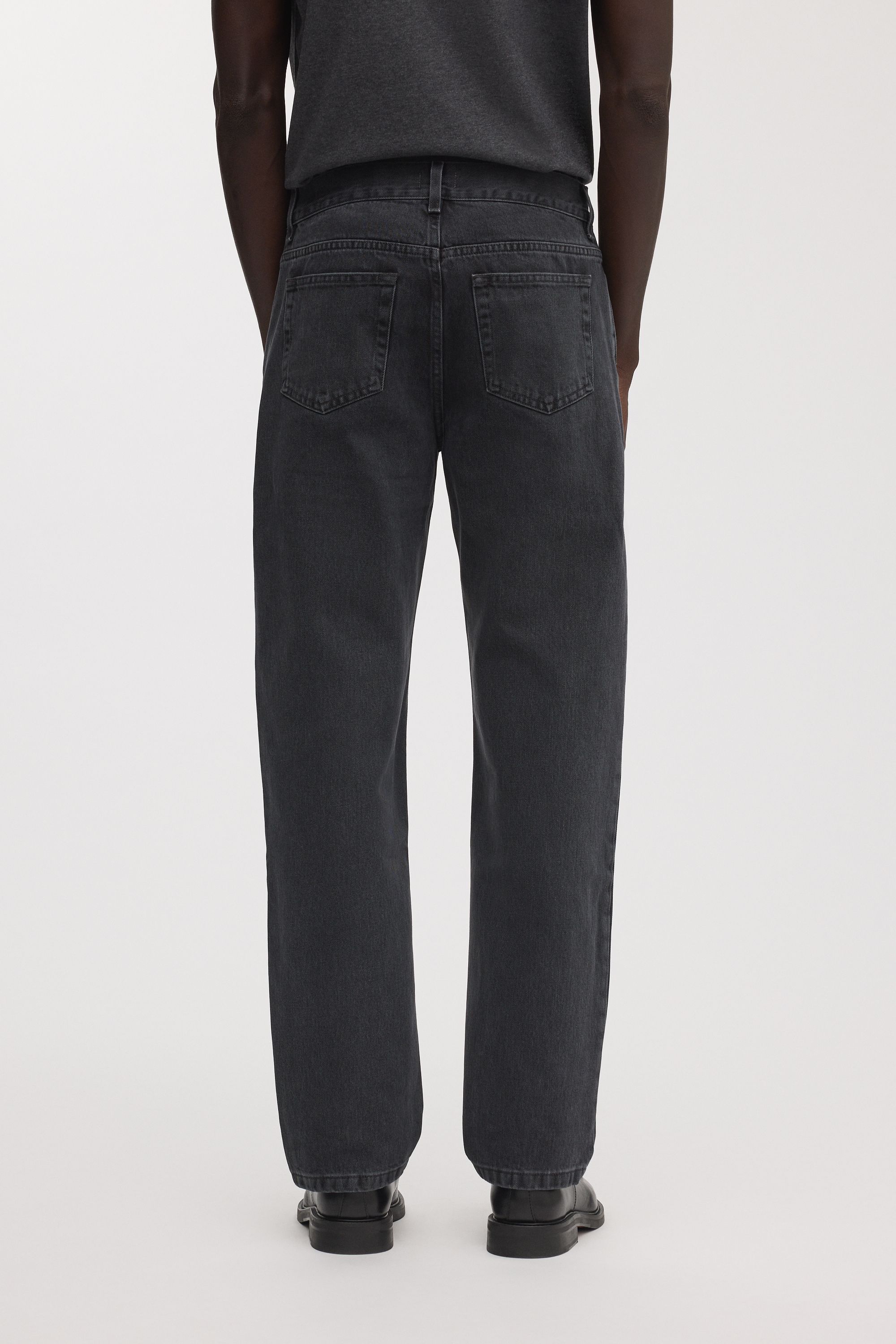 Image number 4 of The Loose Jeans