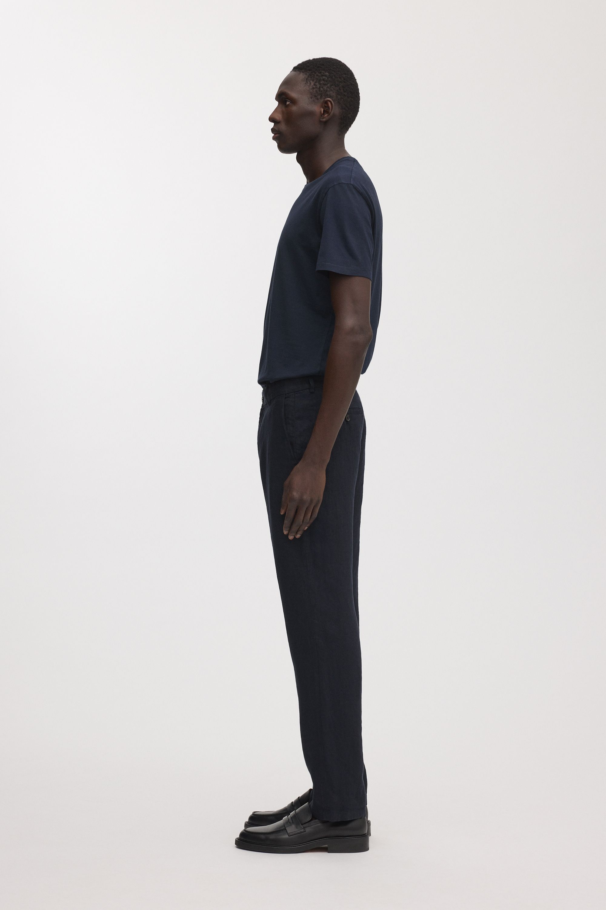 Image number 2 of The Linen Trousers