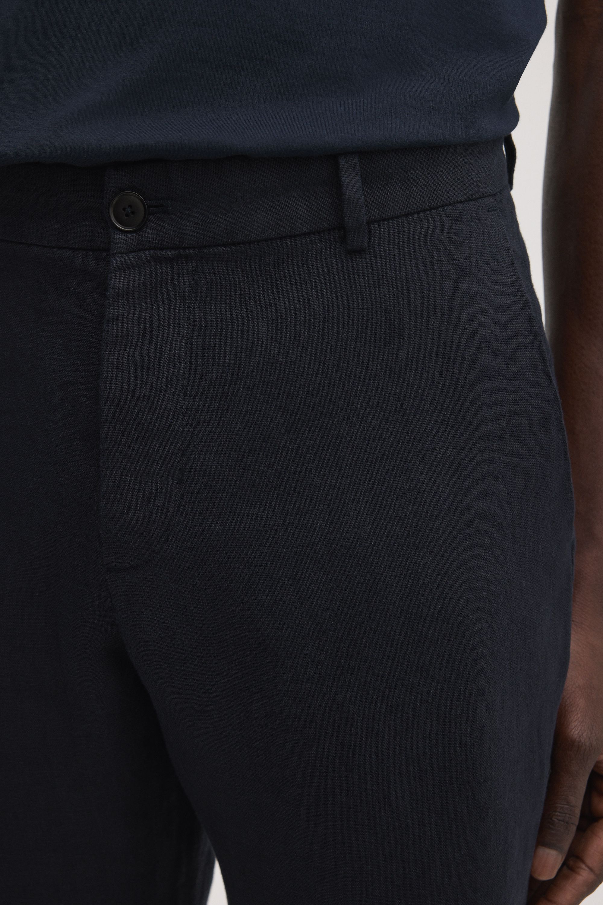 Image number 4 of The Linen Trousers