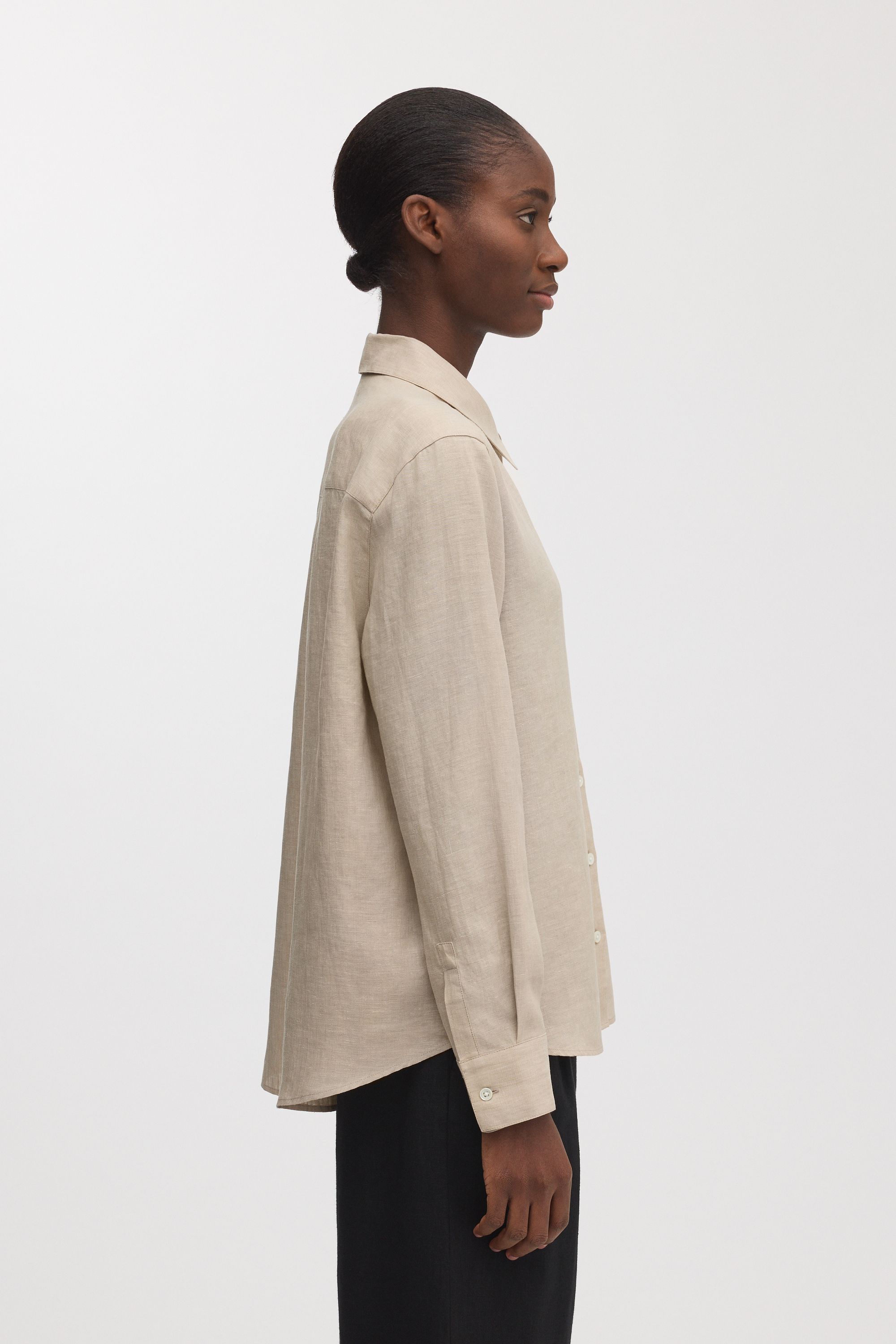 Image number 2 of The Linen Shirt