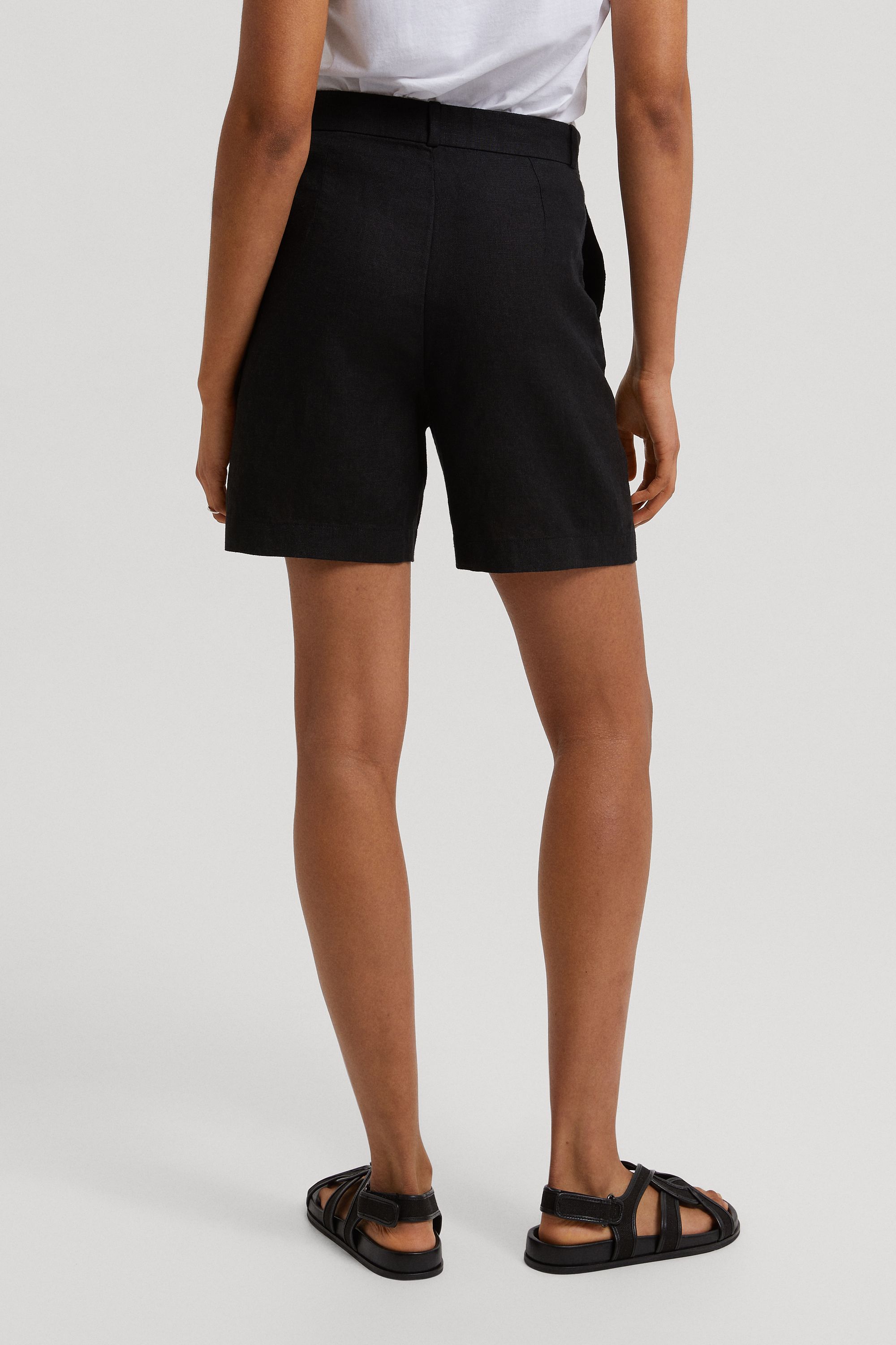 Image number 4 of The Linen Shorts - Archive