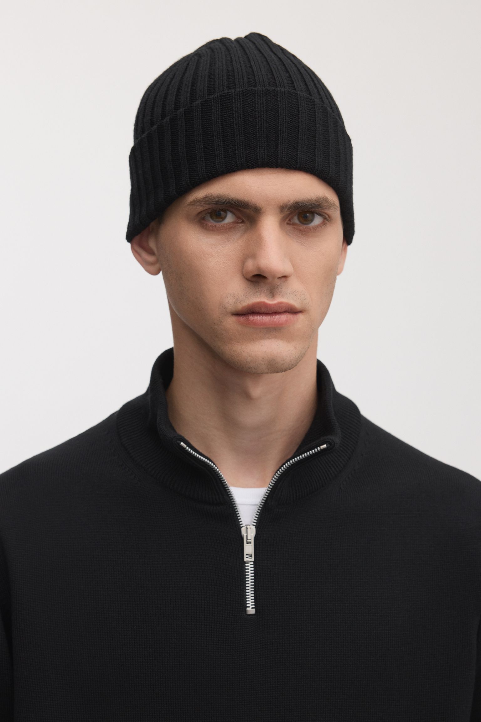Picture of The Ribbed RWS Wool Beanie - Men's