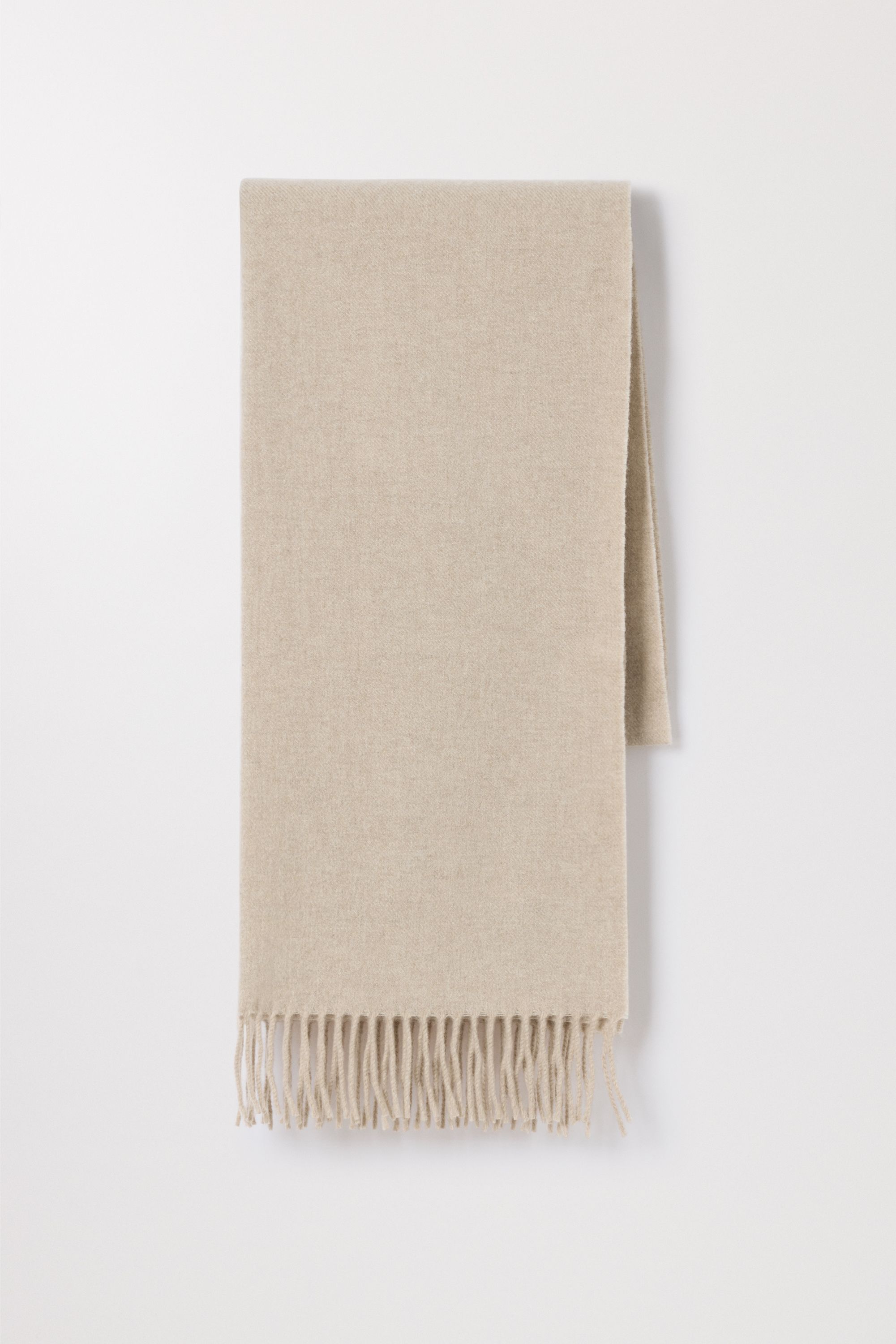 Image number 5 of The Oversized Cashmere Wool Scarf
