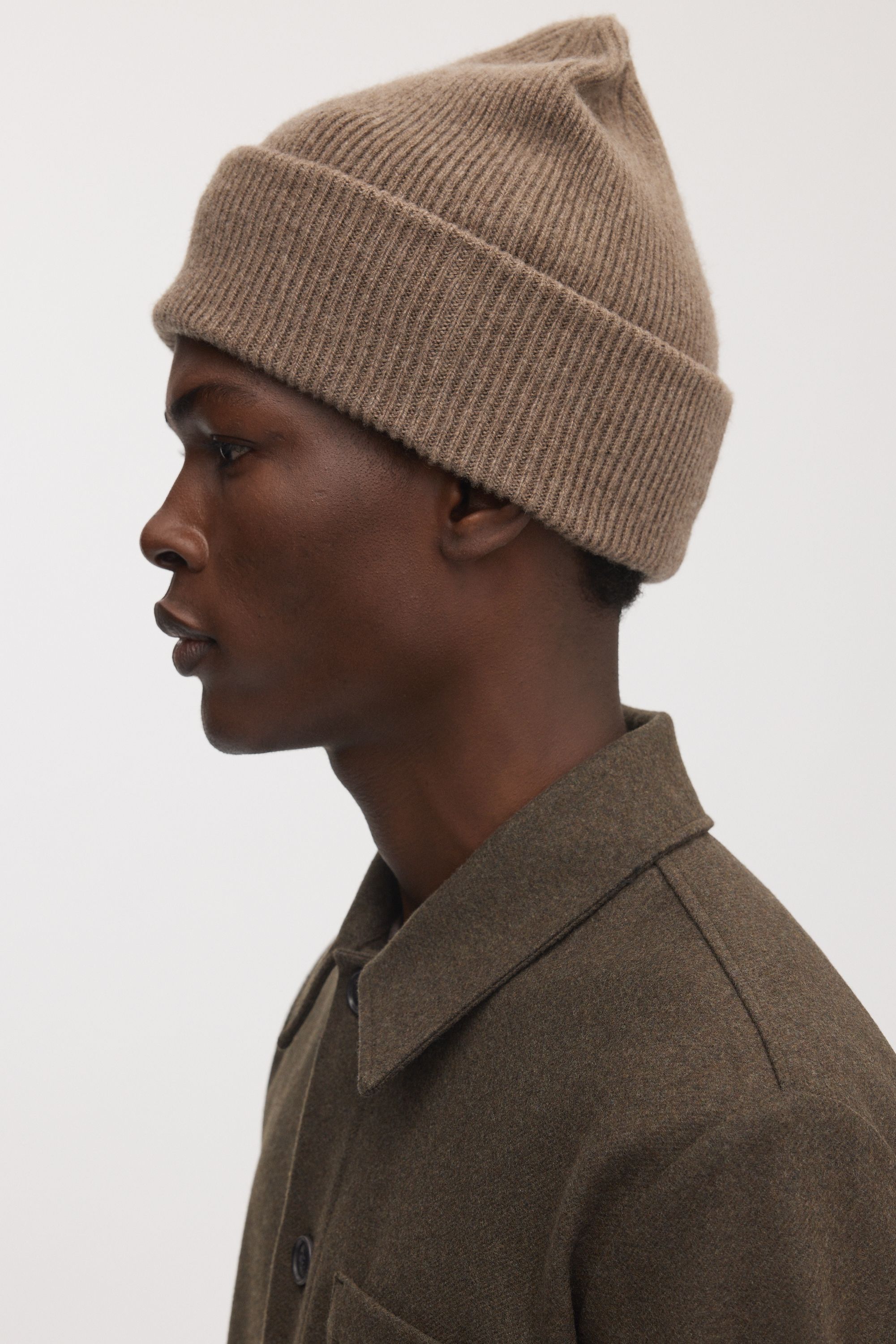 Image number 2 of The Cashmere Beanie