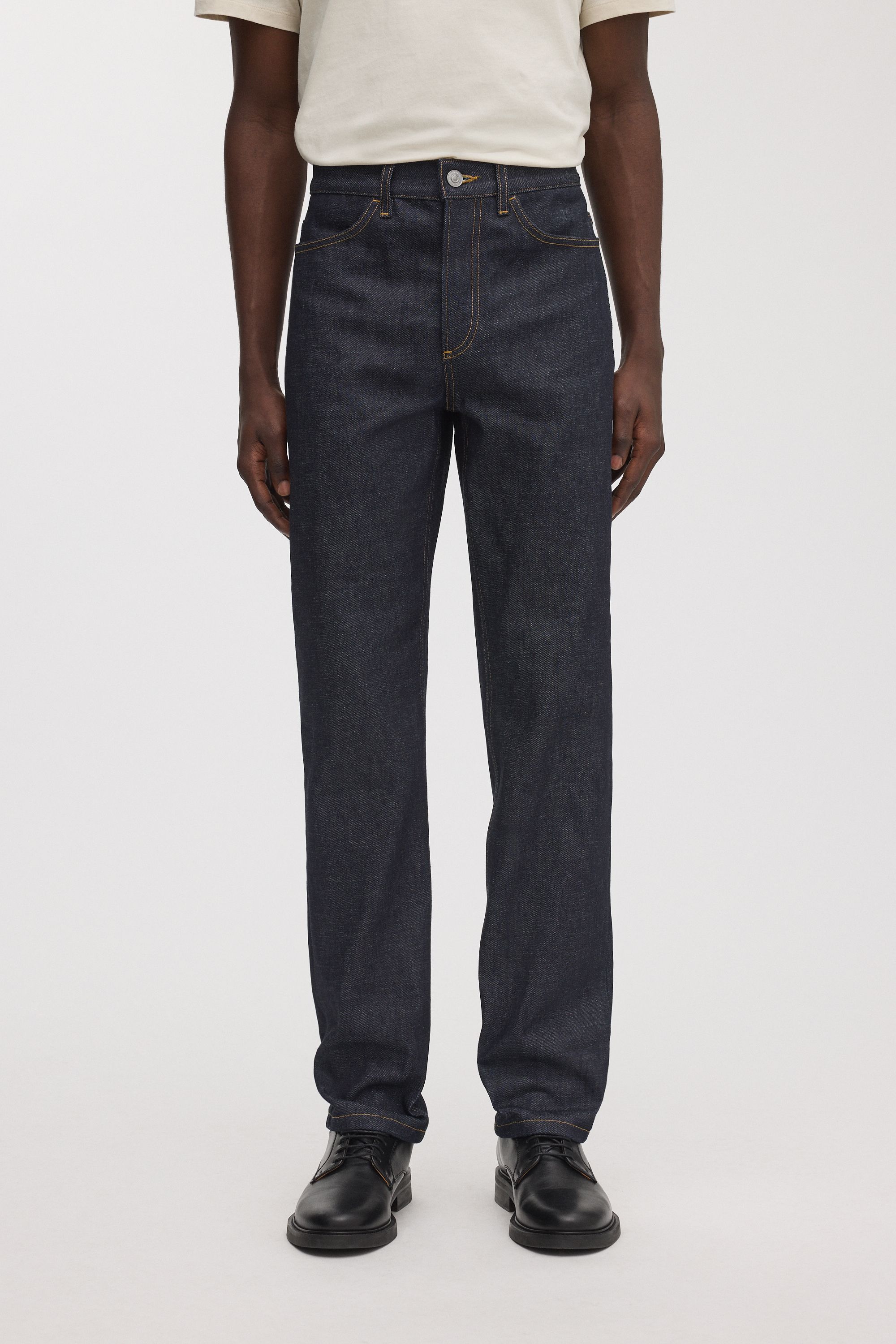 Image number 3 of The Regular Jeans