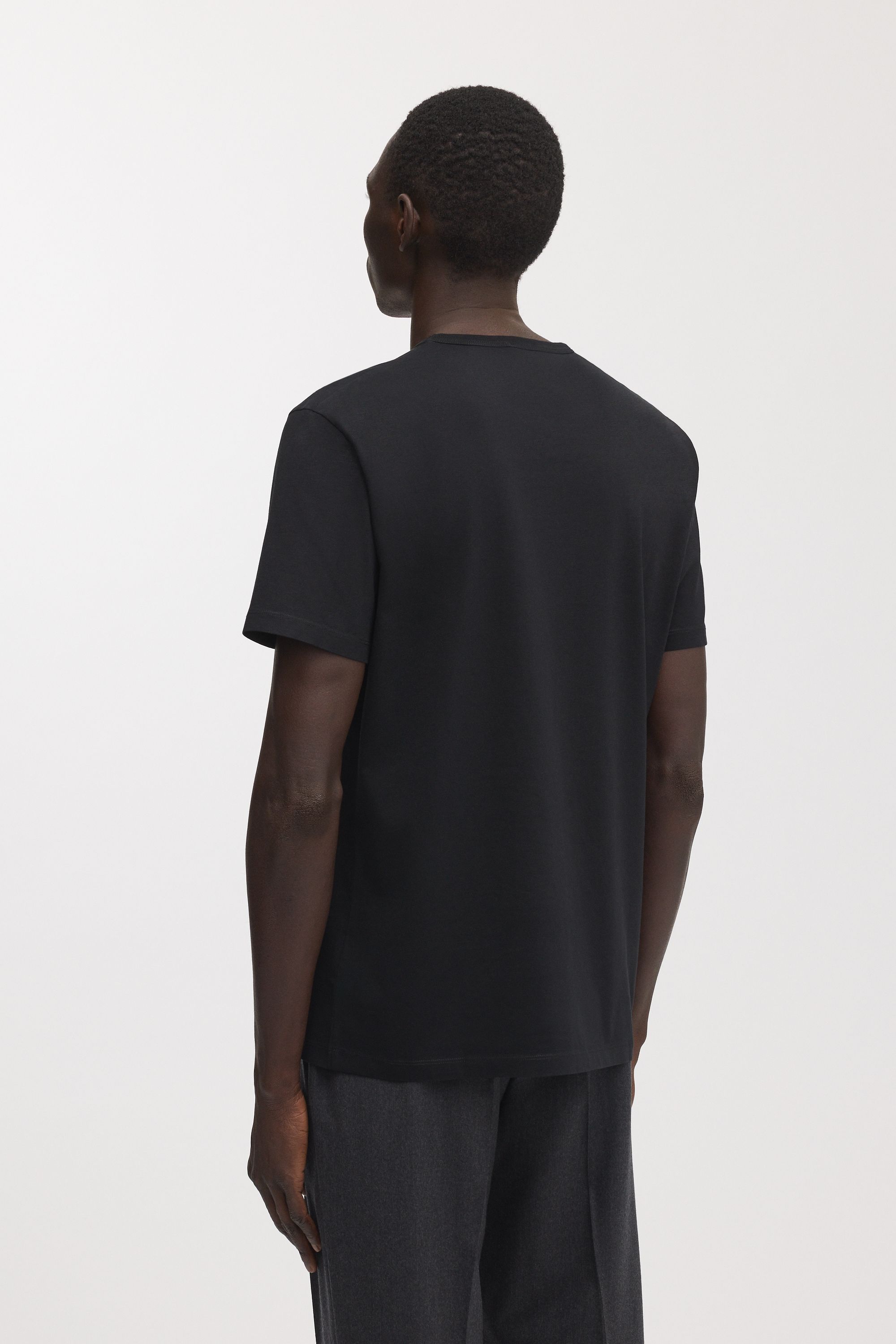 Image number 4 of The T-Shirt