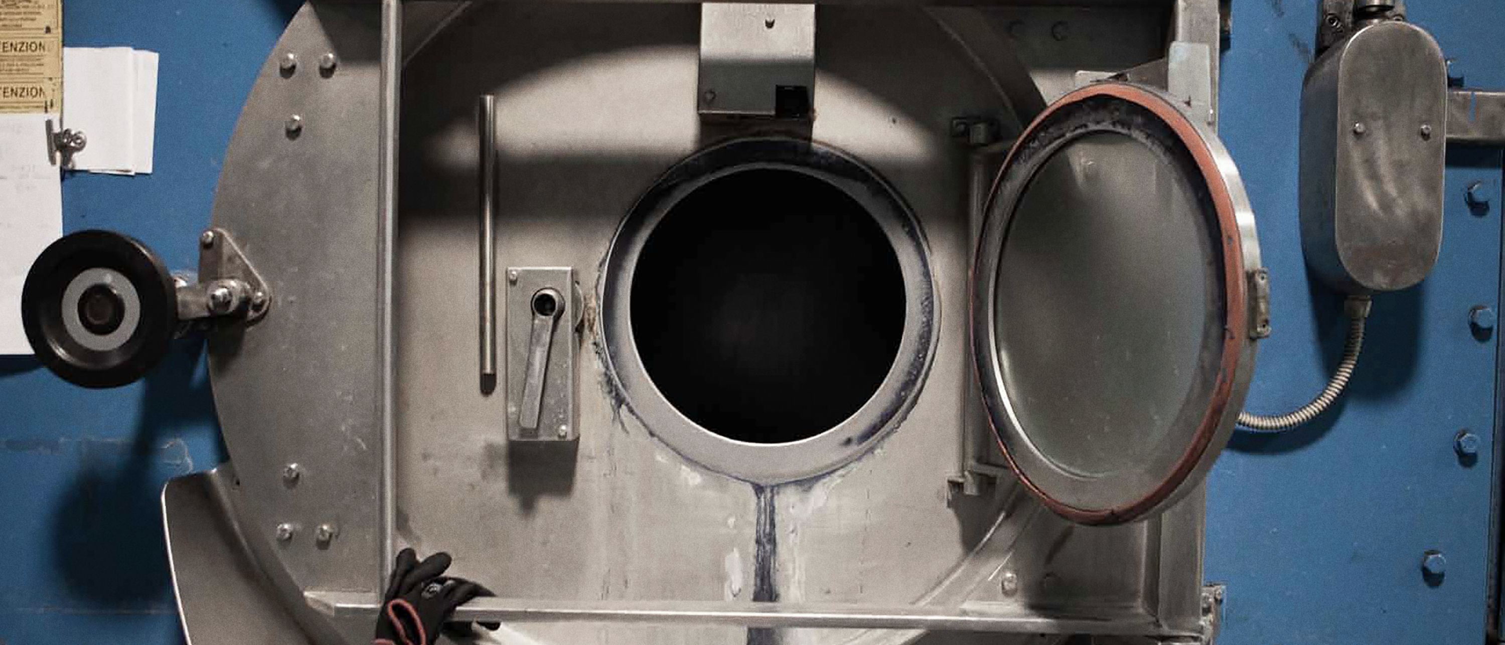 The Washed Denim Laundry (Mens)