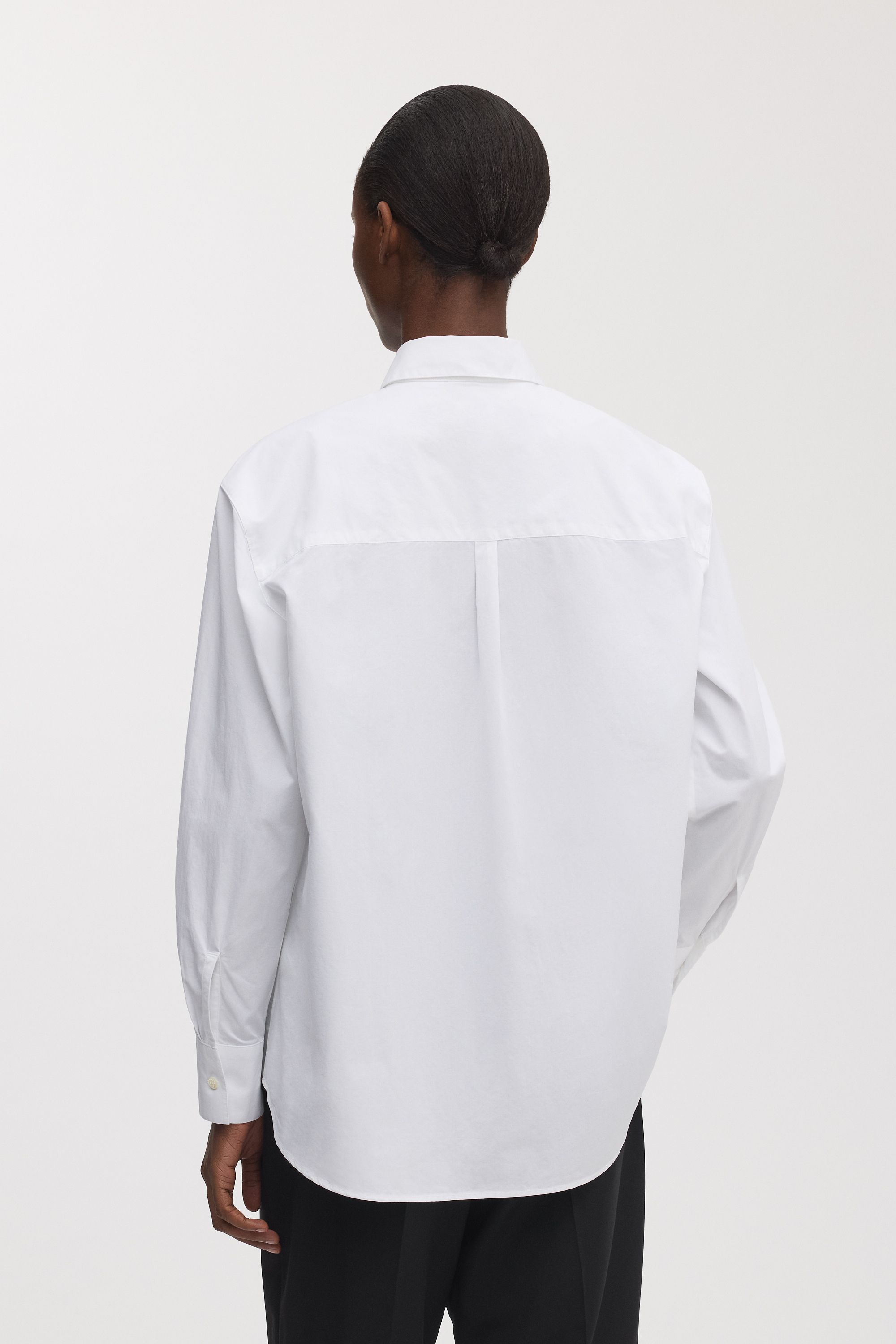 Image number 3 of The Shirt