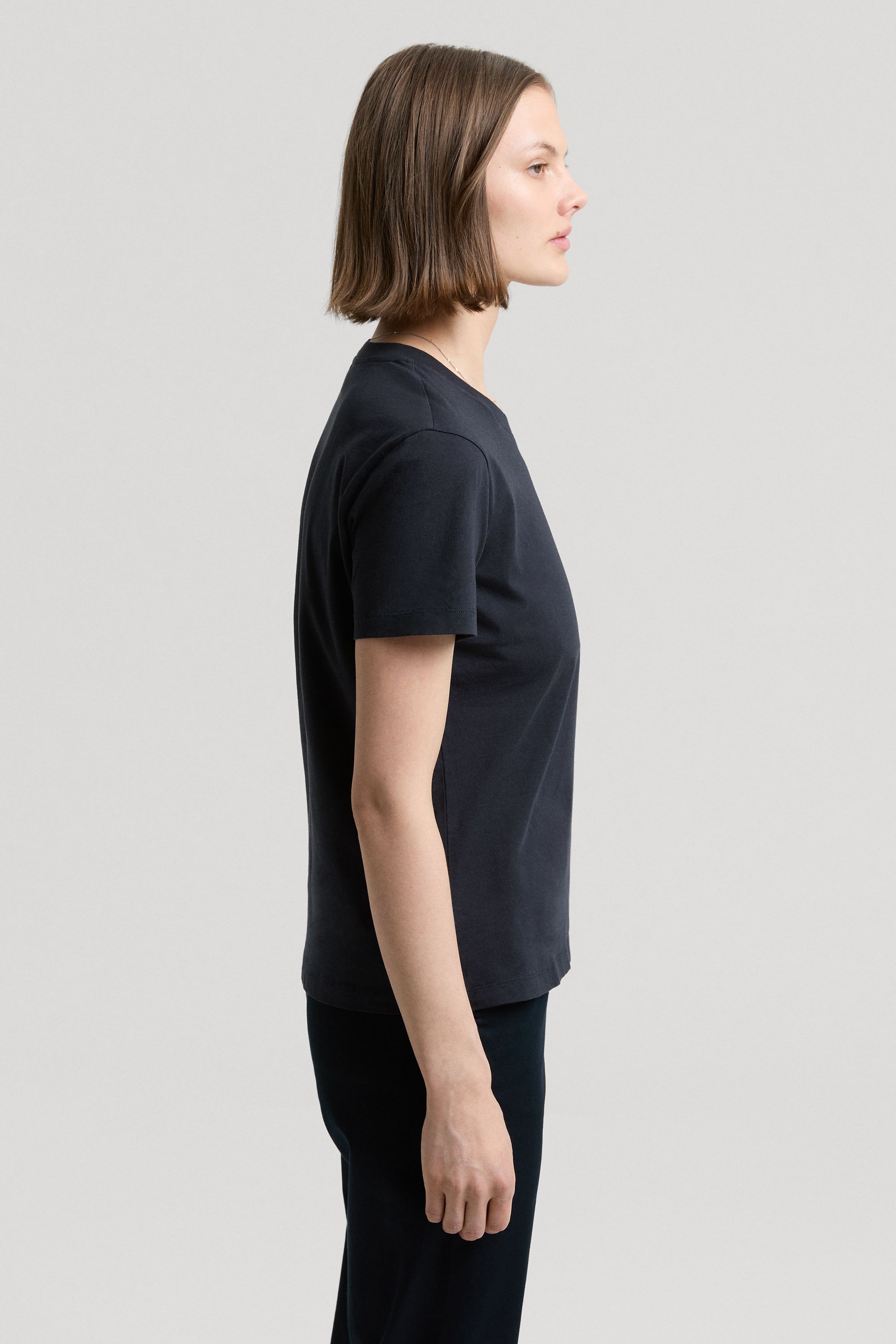 Image number 3 of The T-shirt - Archive