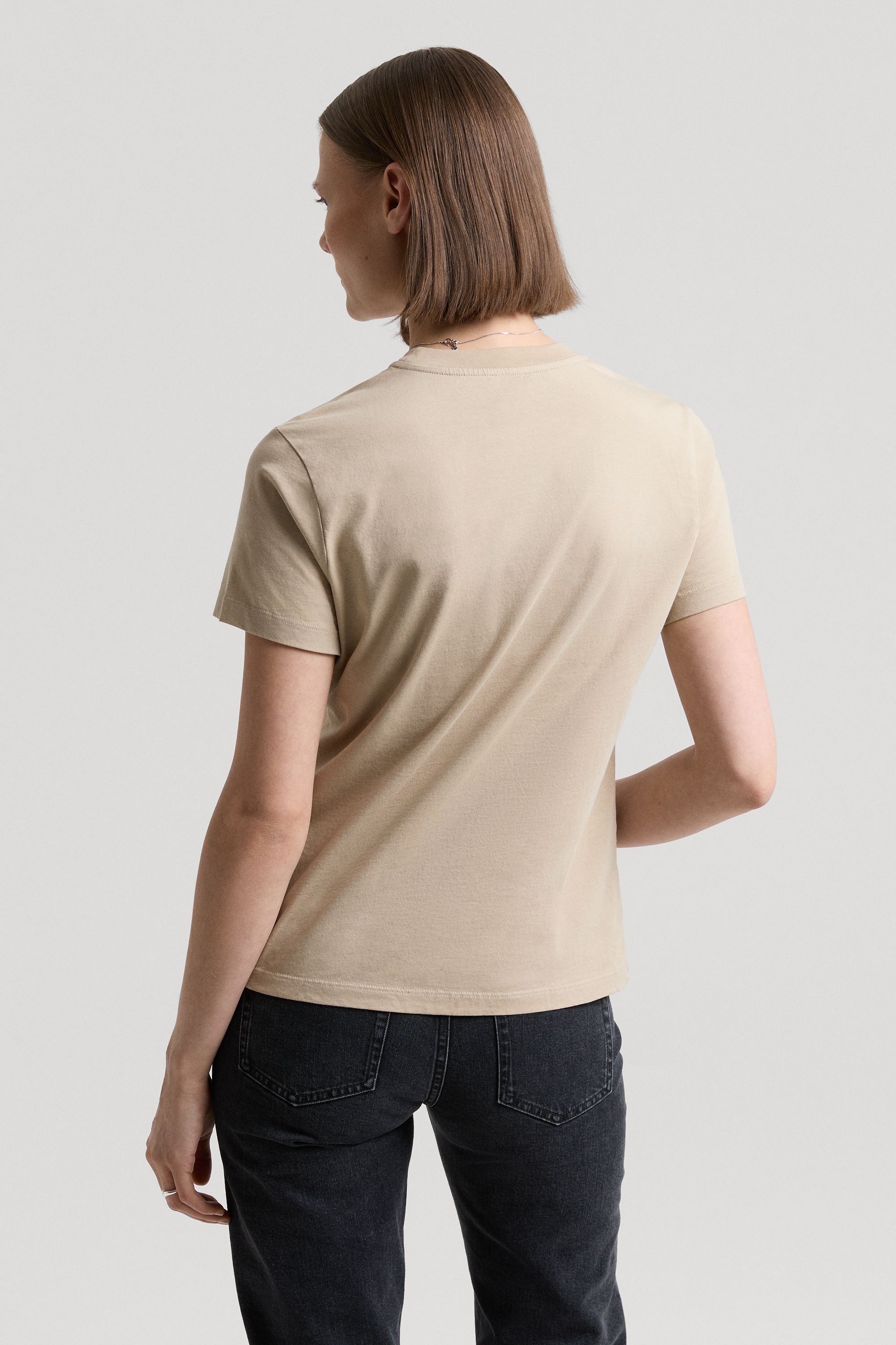 Image number 4 of The T-shirt - Archive
