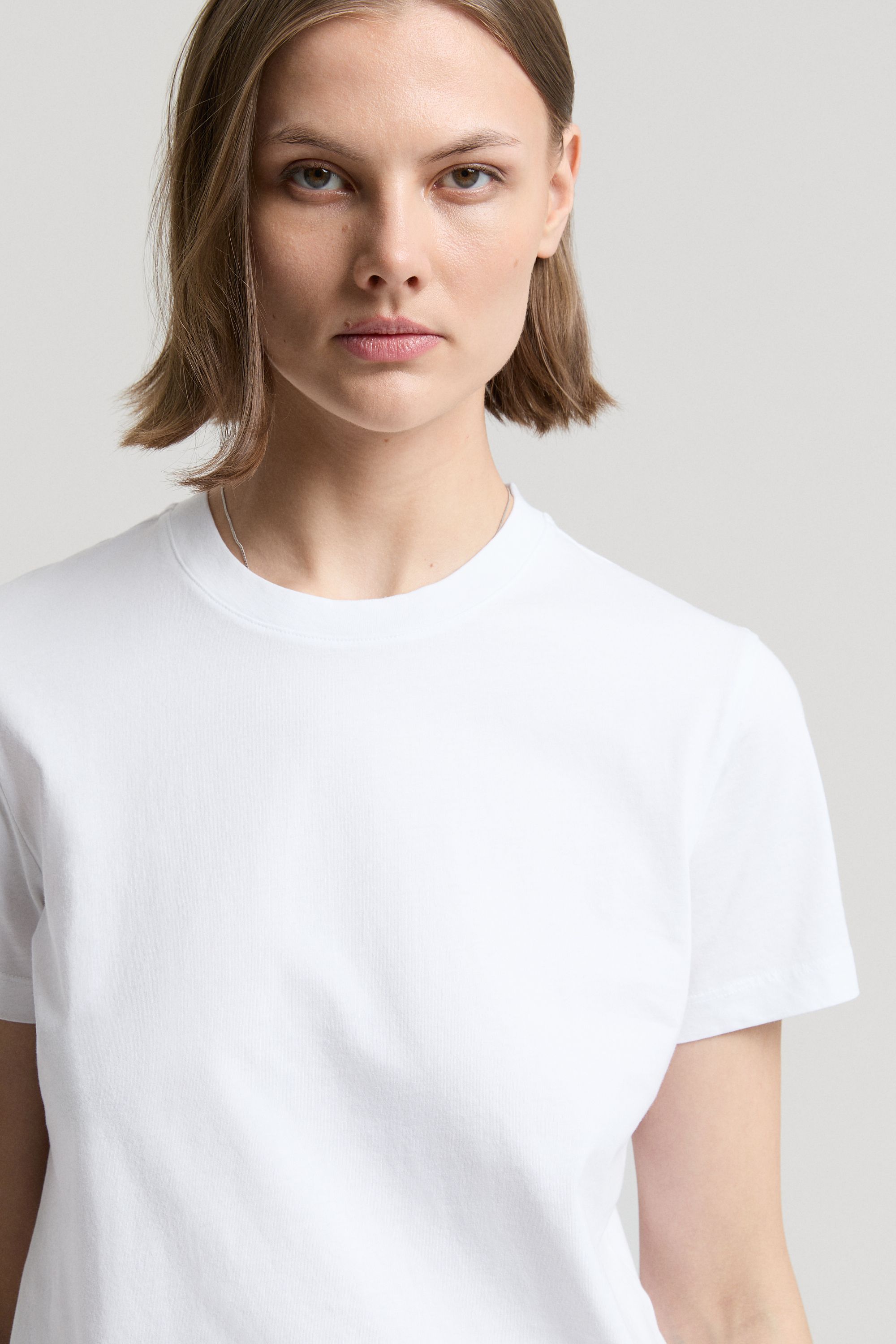 Image number 6 of The T-shirt - Archive