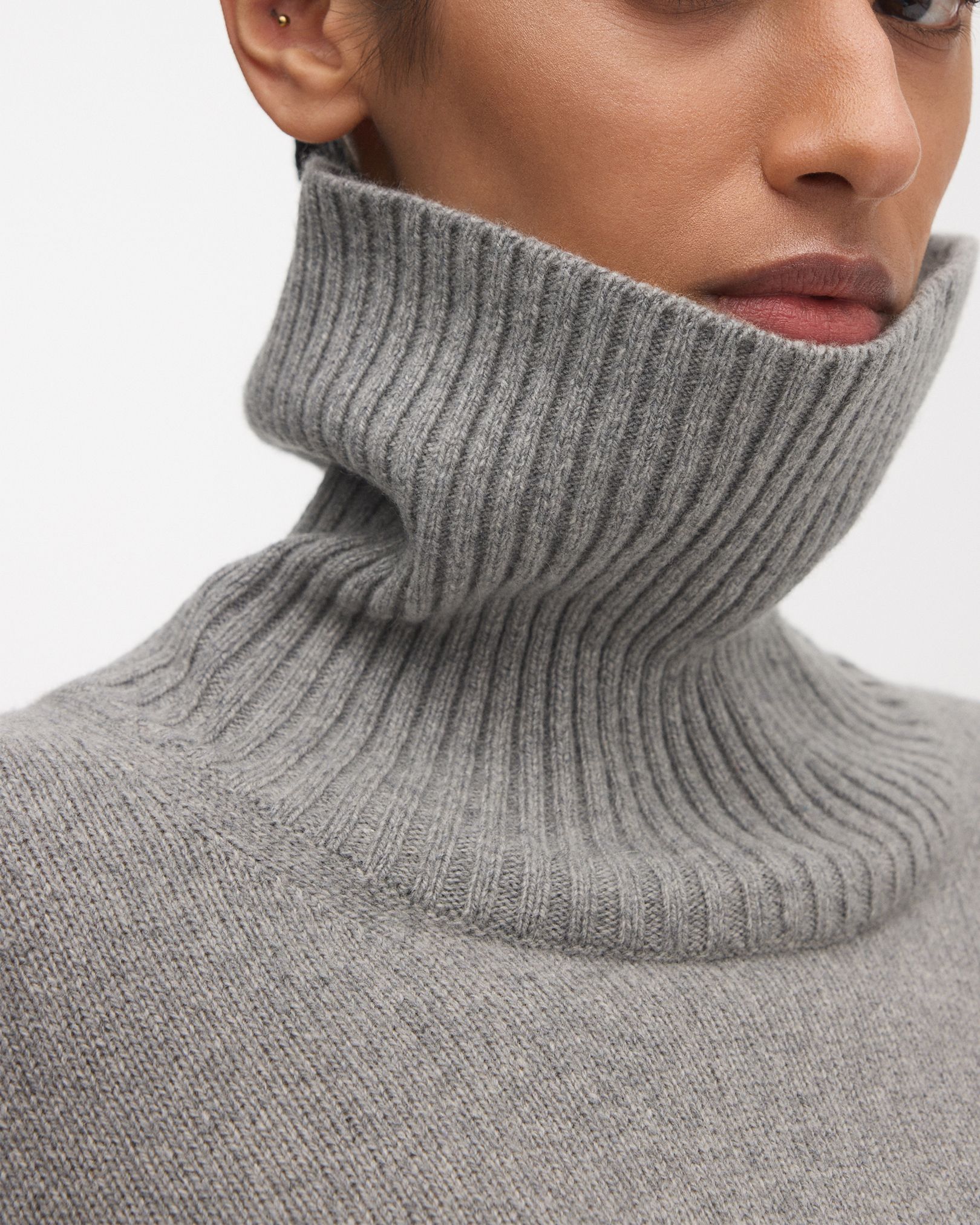 Fully fashioned - knitted and linked with no off-cuts
