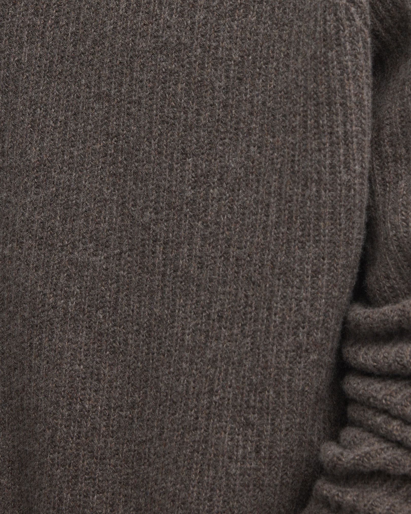 7 gauge 3-ply cardigan stitch from recycled wool Filatura Papi Fabio yarn