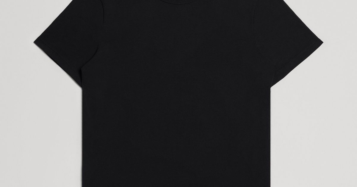 How To Get Sunscreen Out Of Clothes Stain Guides Asket how-to-get-sunscreen-out-of-clothes-stain-guides-asket