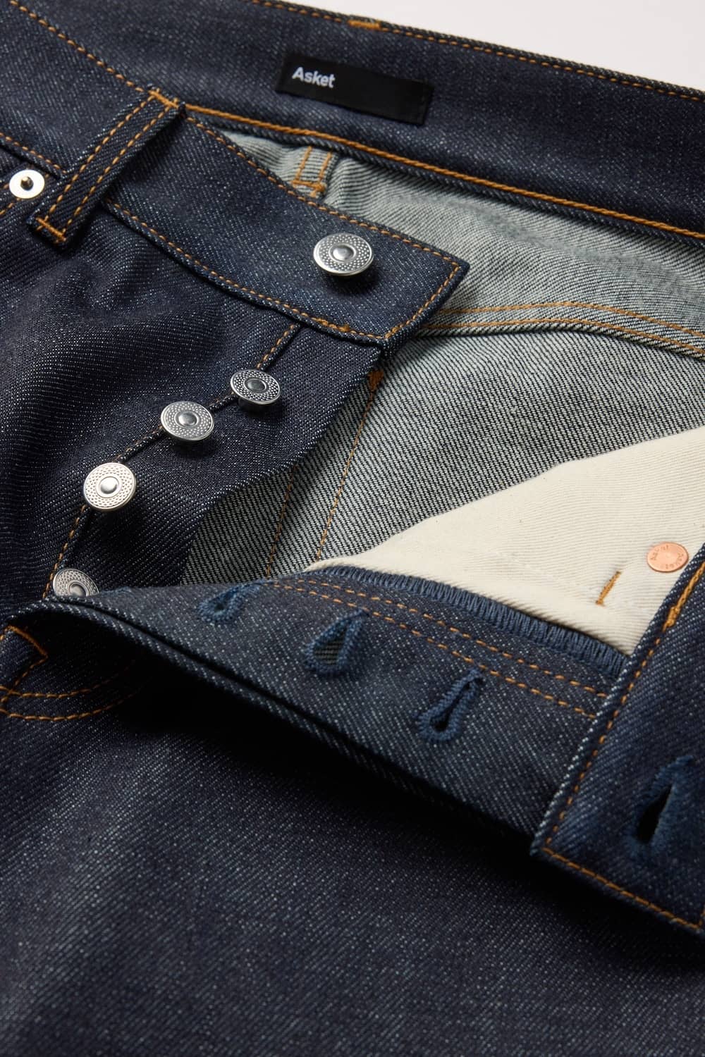 Four-button single layer fly, ecru organic cotton pocket lining