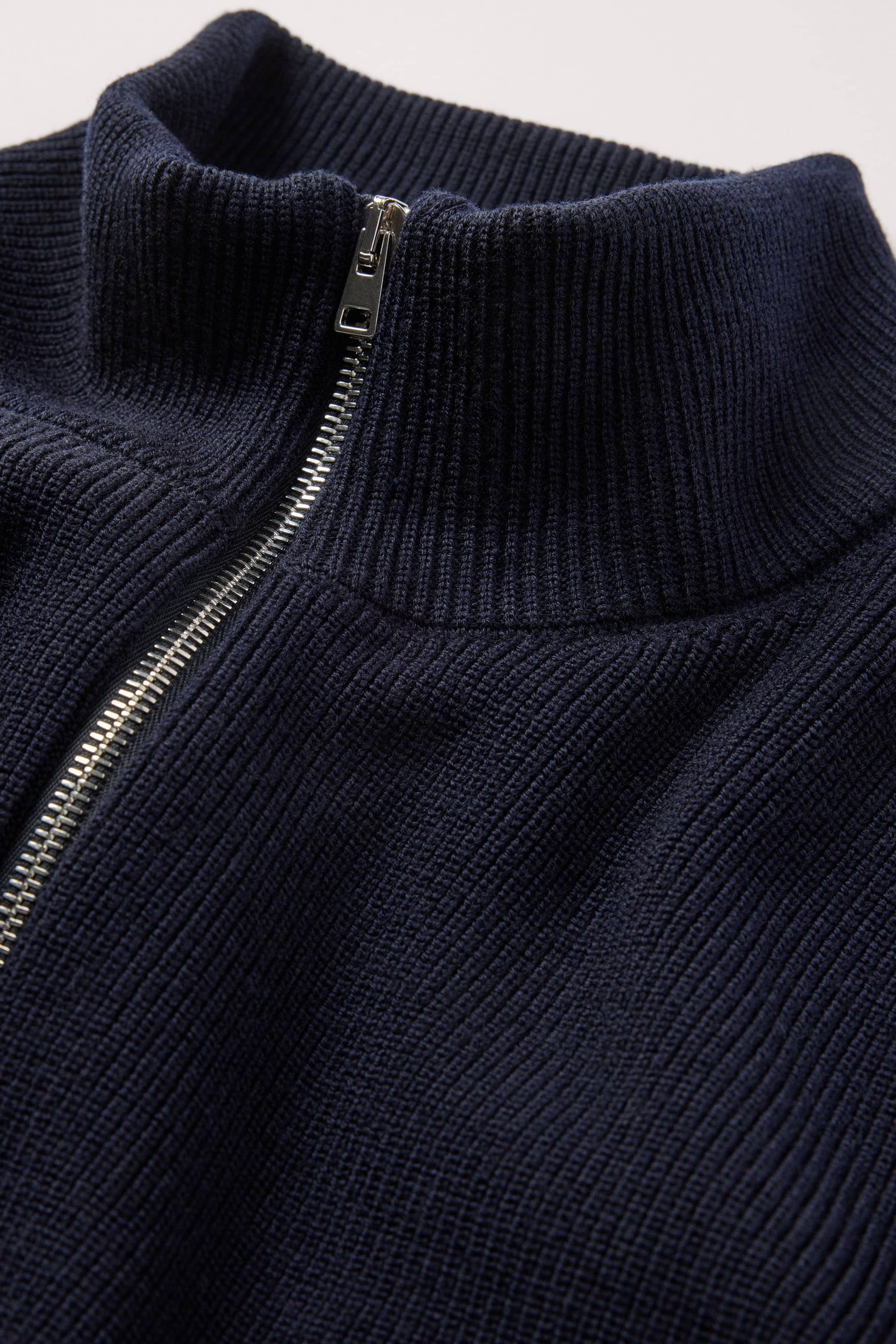 Double layer collar for stability and protection