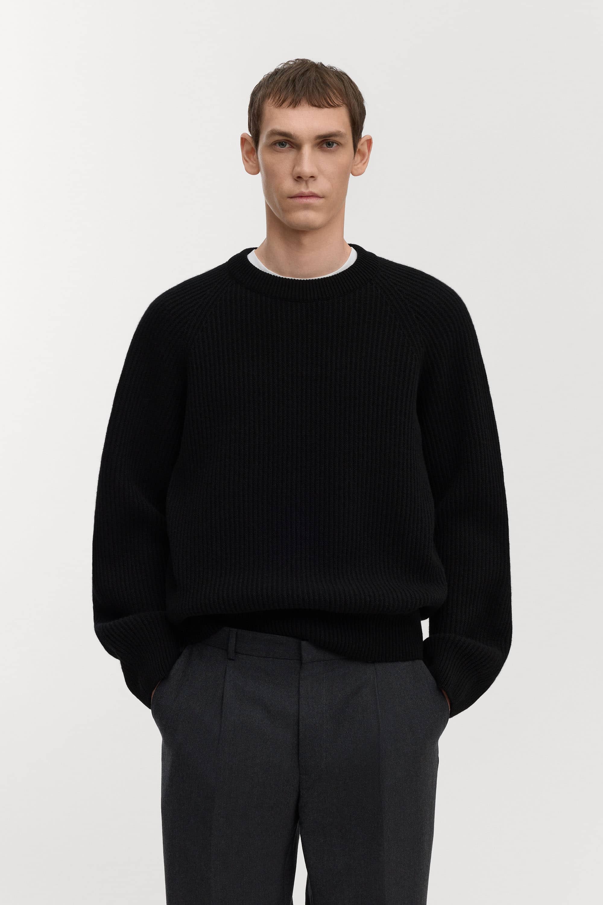 Image number 2 of The Heavy Wool Sweater