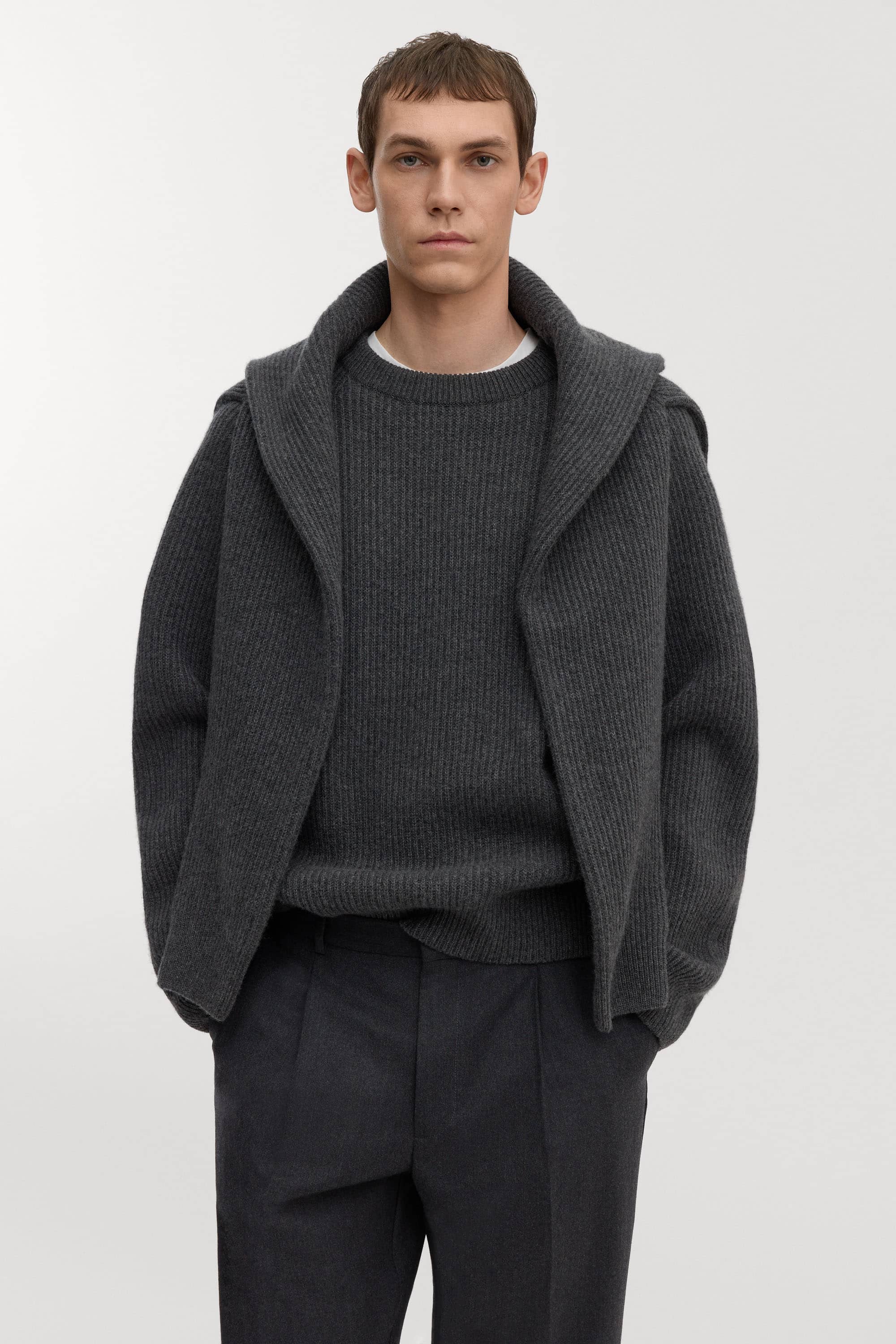 Image number 6 of The Heavy Wool Sweater