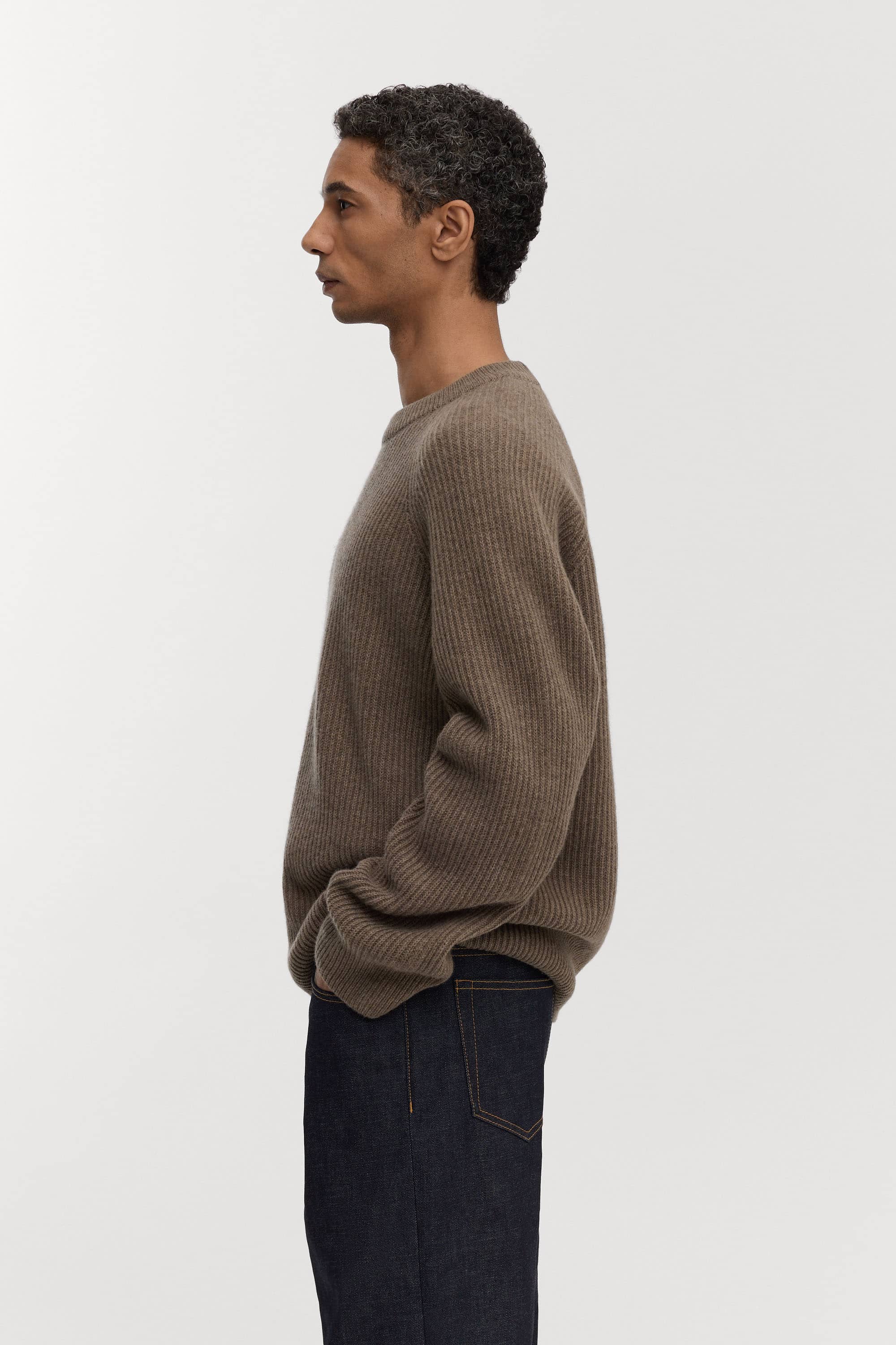 Image number 3 of The Heavy Wool Sweater