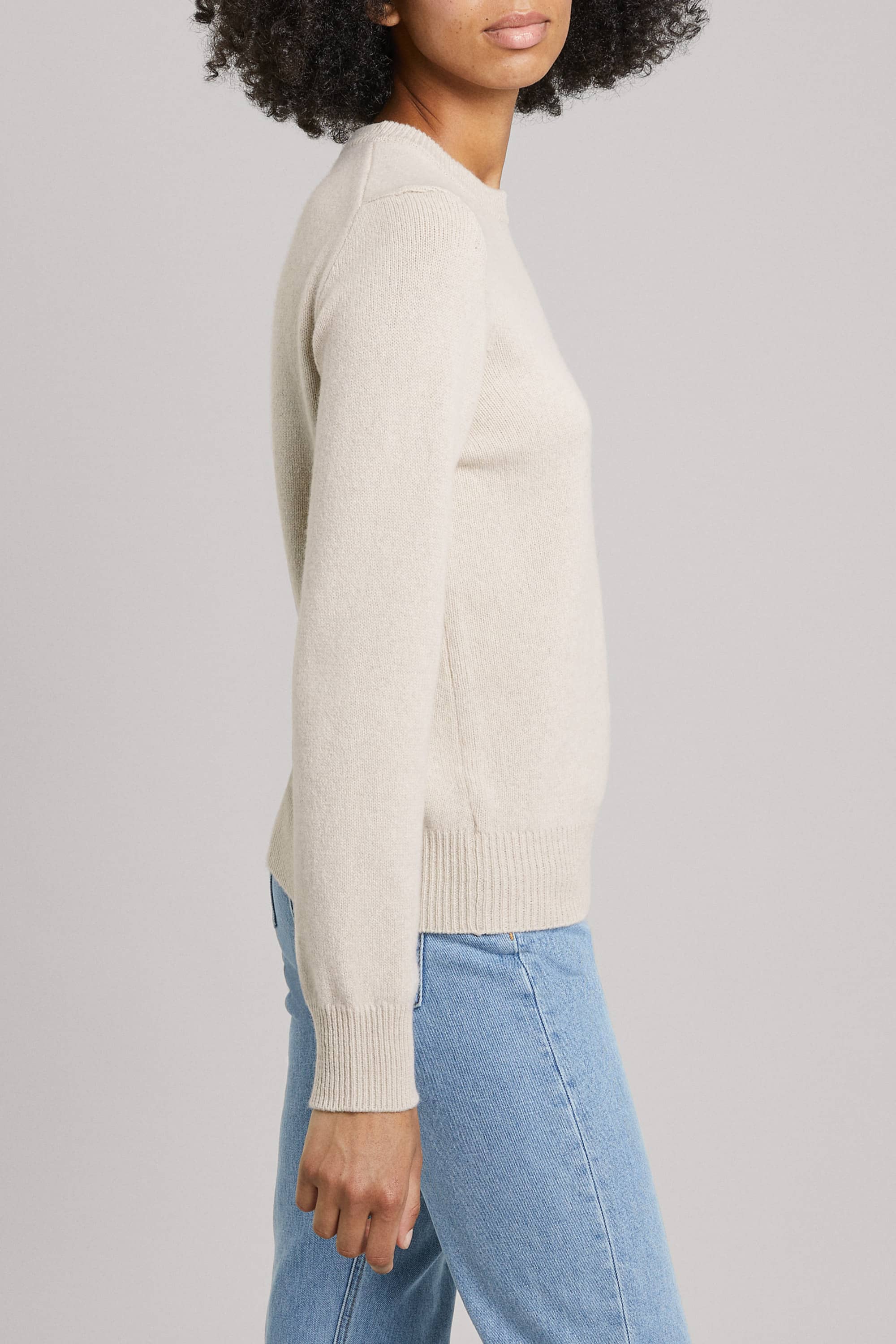 Image number 3 of The Cashmere Sweater v2.0 - Archive