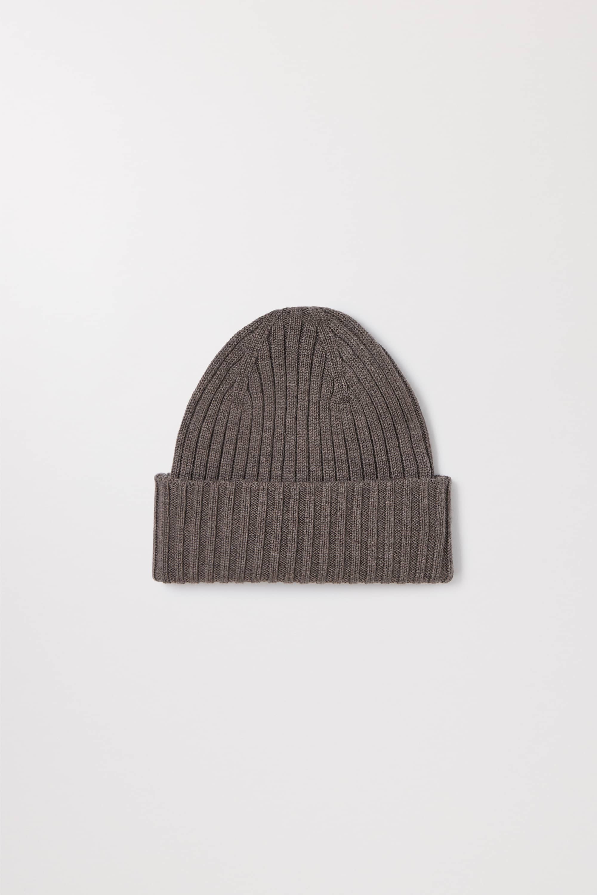 The Ribbed Wool Beanie