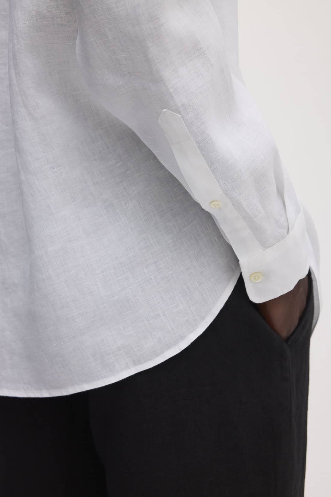 Image number 5 of The Linen Shirt