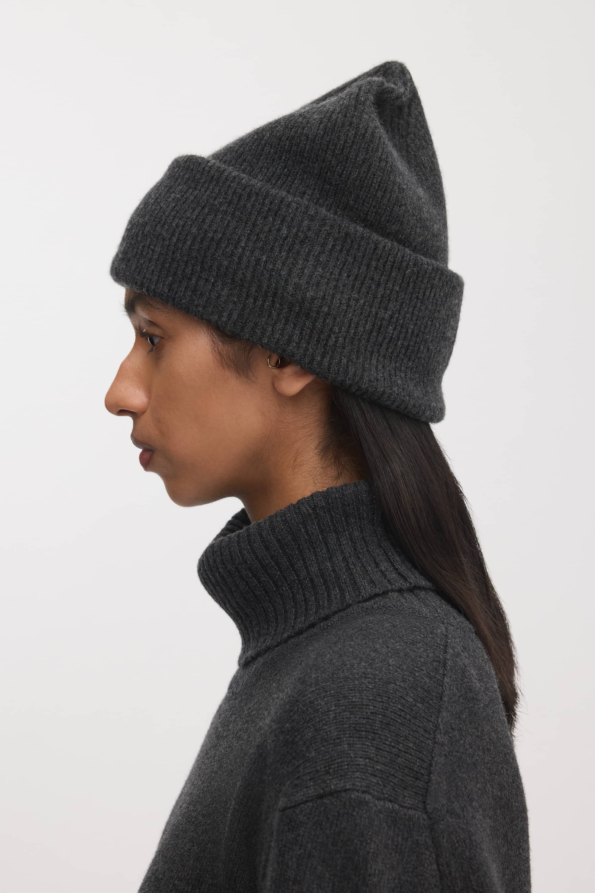 Image number 4 of The Recycled Cashmere Beanie