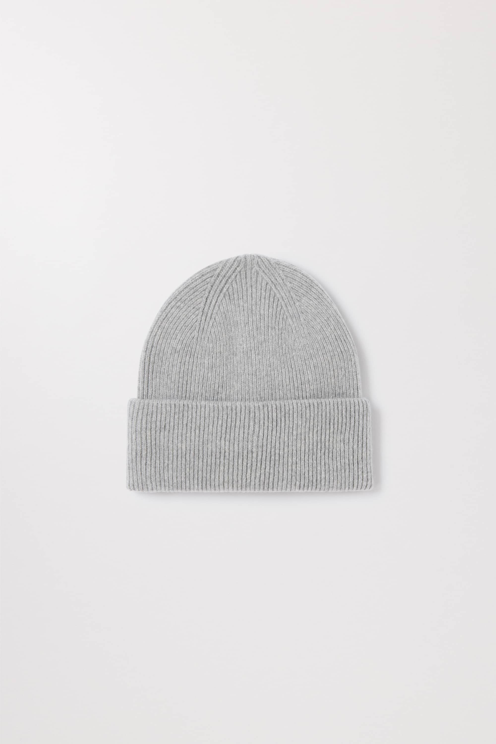 Image number 3 of The Recycled Cashmere Beanie