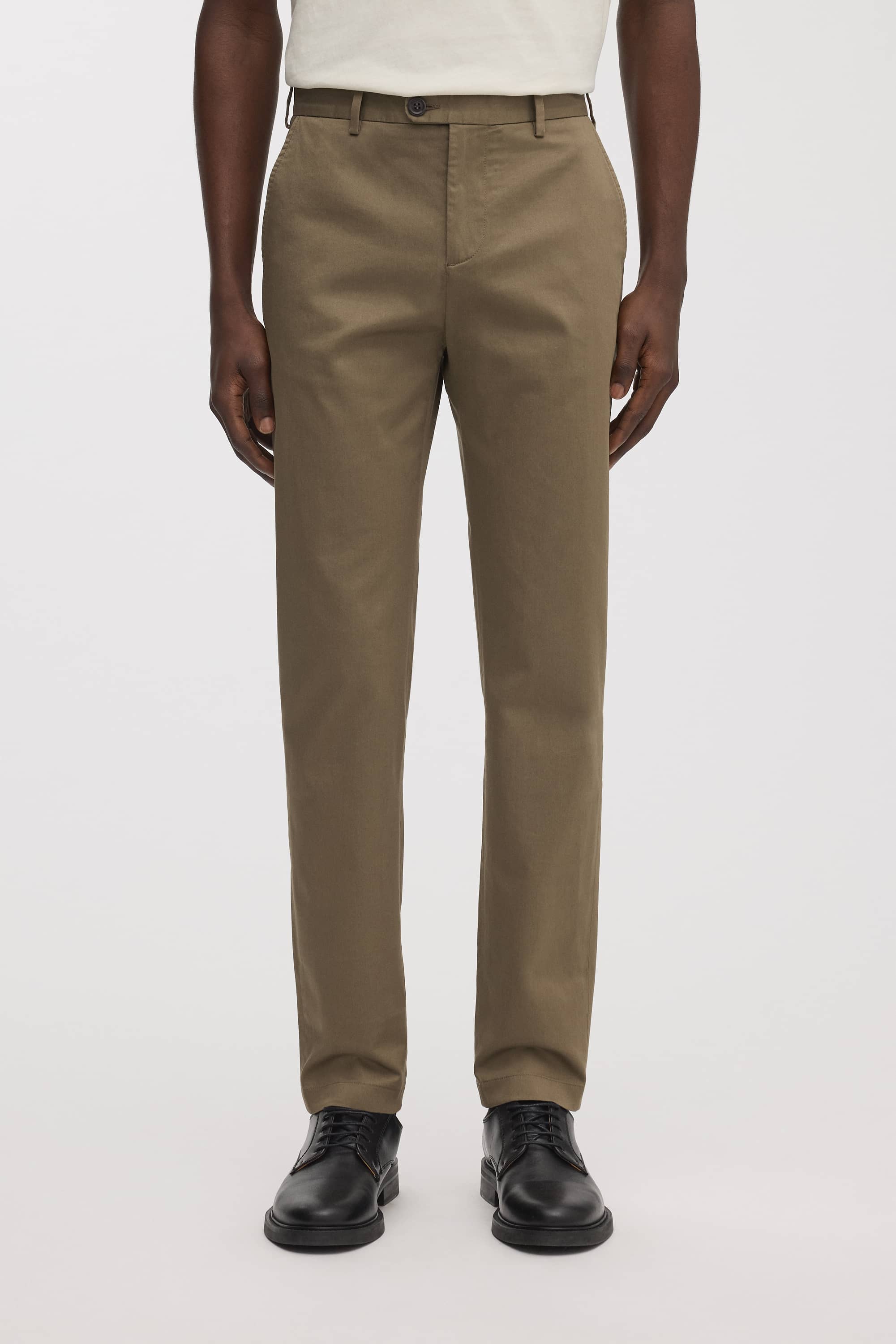 Image number 2 of The Slim Chino