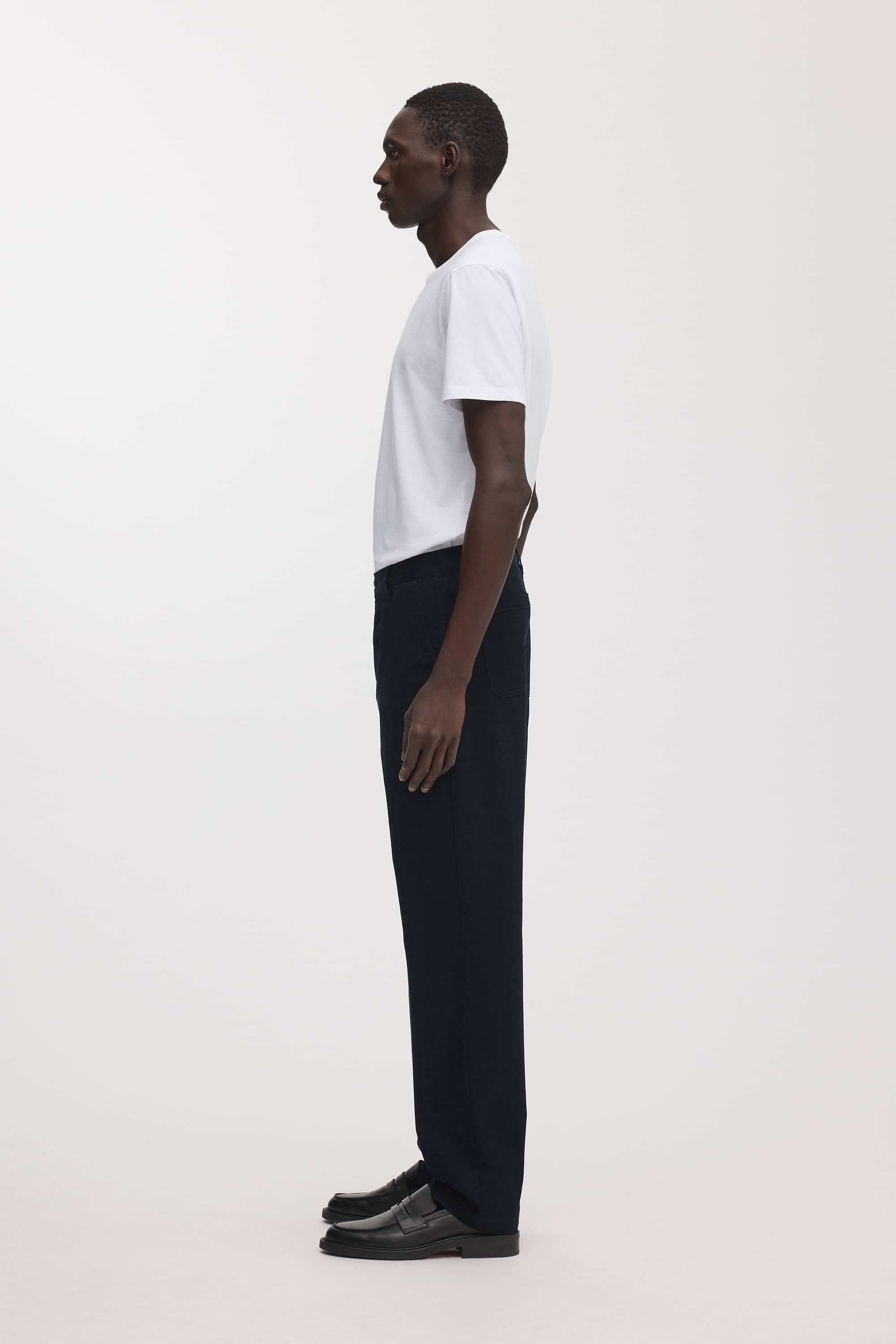 Image number 3 of The Loose Twill Chino