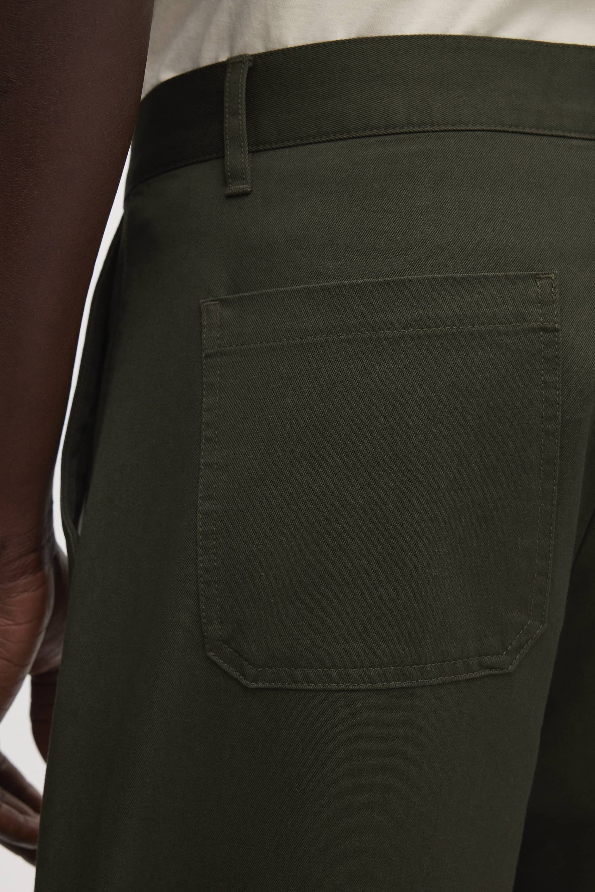 Image number 5 of The Loose Twill Chino