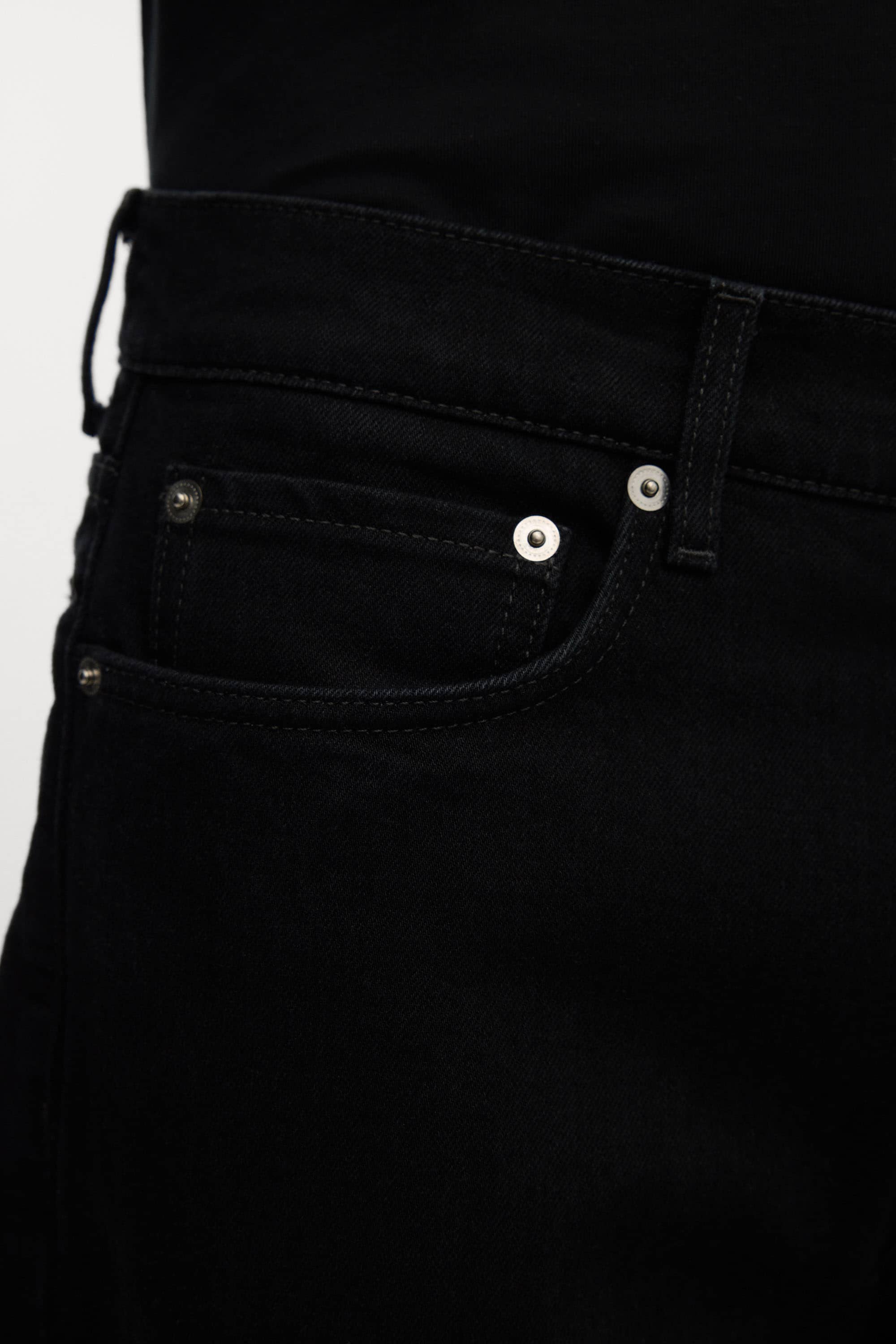 Image number 5 of The Slim Jeans